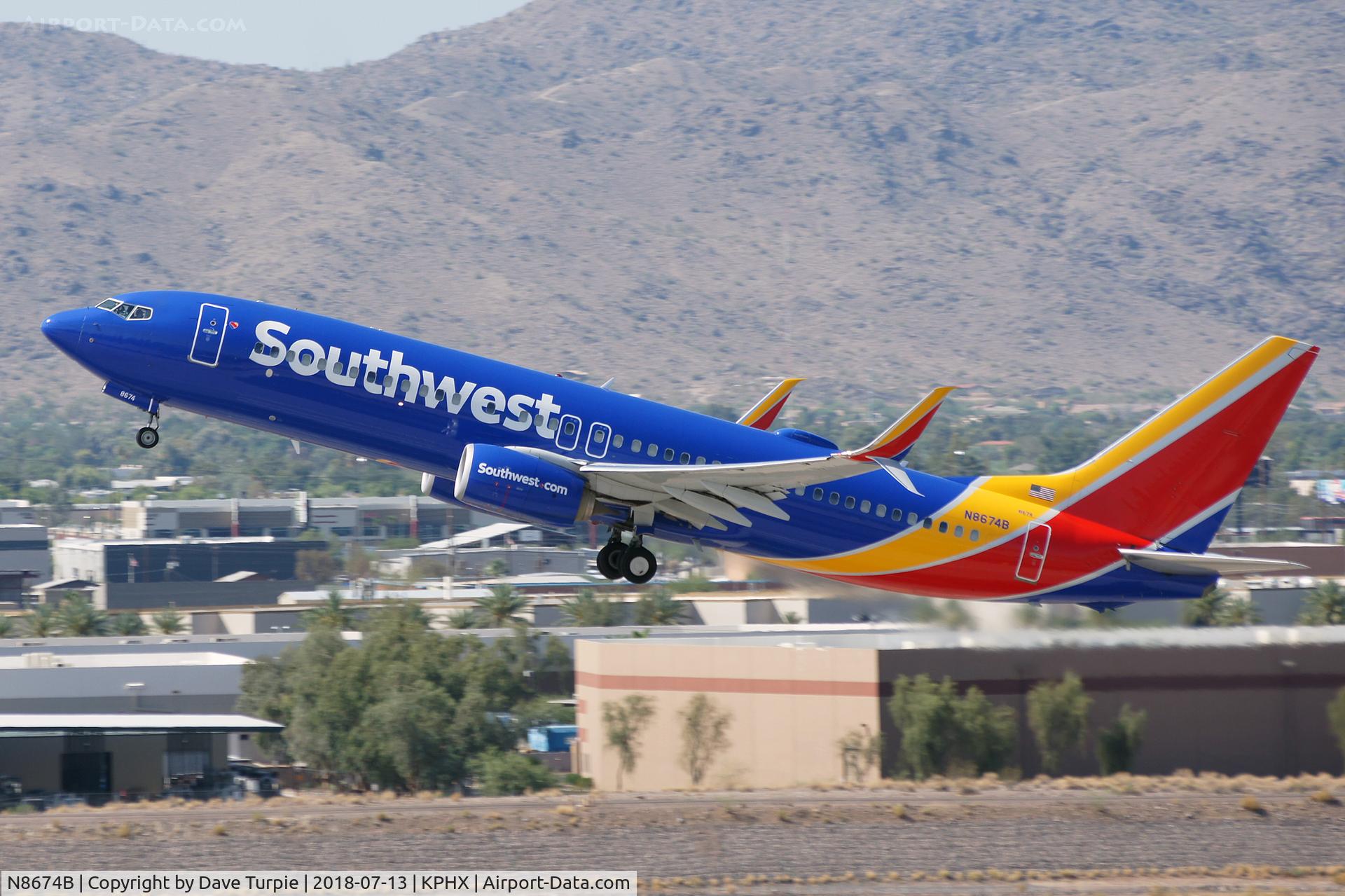 N8674B, 2015 Boeing 737-8H4 C/N 36734, No comment.