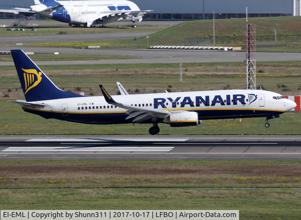 EI-EML, 2010 Boeing 737-8AS C/N 38513, Landing rwy 14R