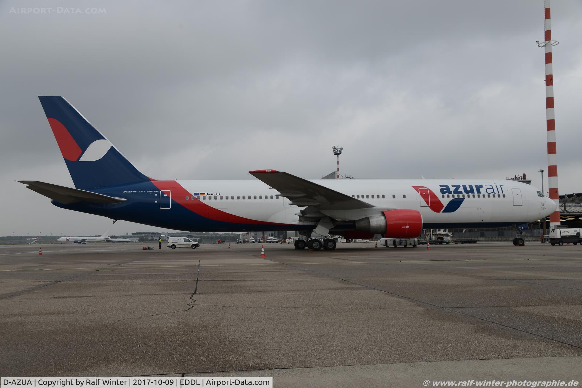 D-AZUA, 1995 Boeing 767-33A/ER C/N 27909, Boeing 767-33AER - UR ARZ Azur Air Germany - 27909 - D-AZUA - 09.10.2017 - DUS
