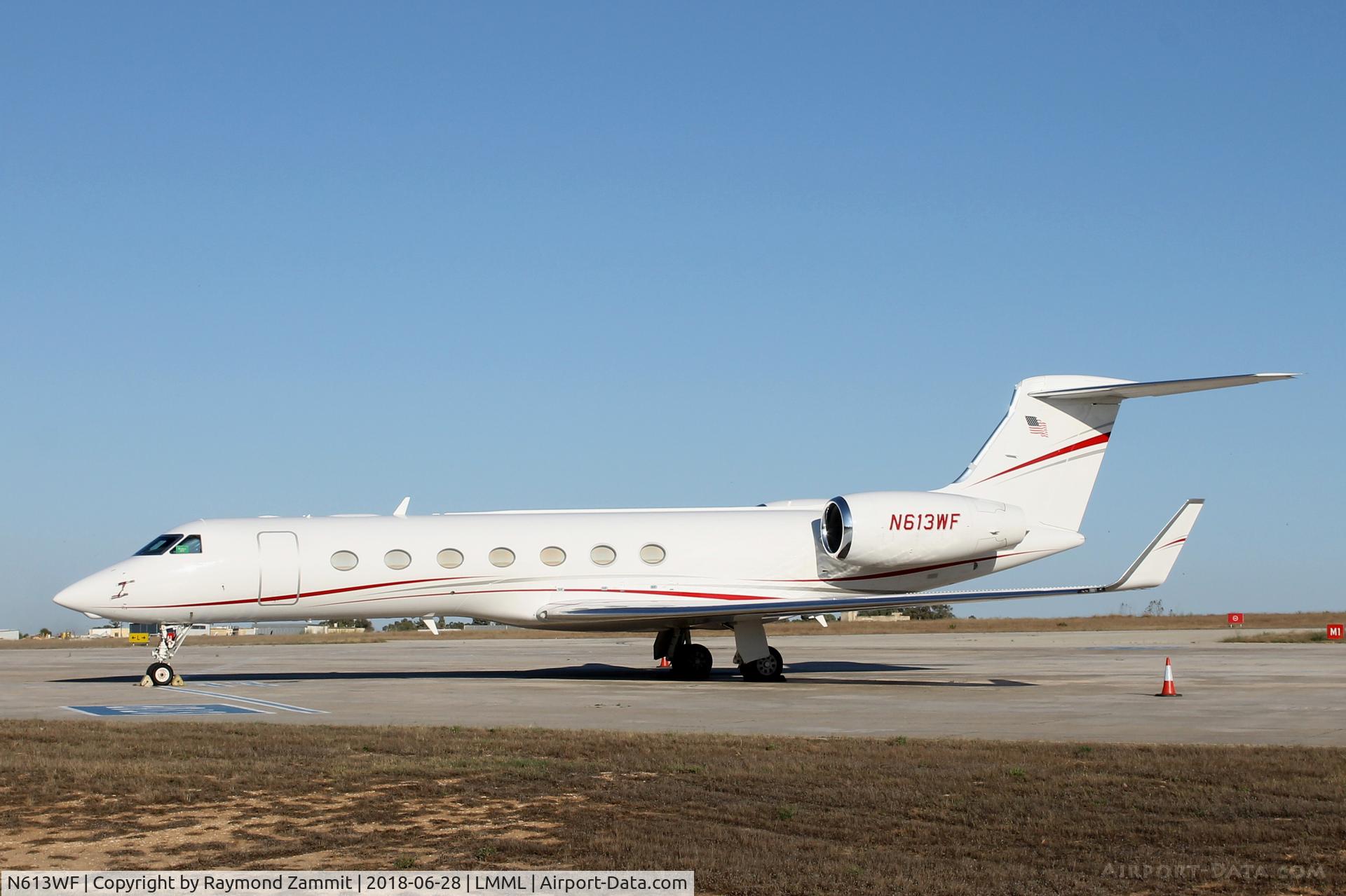 N613WF, 2006 Bombardier BD-700-1A10 Global Express XRS C/N 9215, Bombardier BD-700 Global Express N613WF
