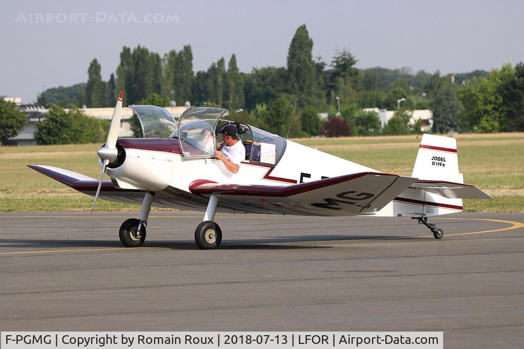 F-PGMG, Jodel D-119D C/N 1197, Parked
