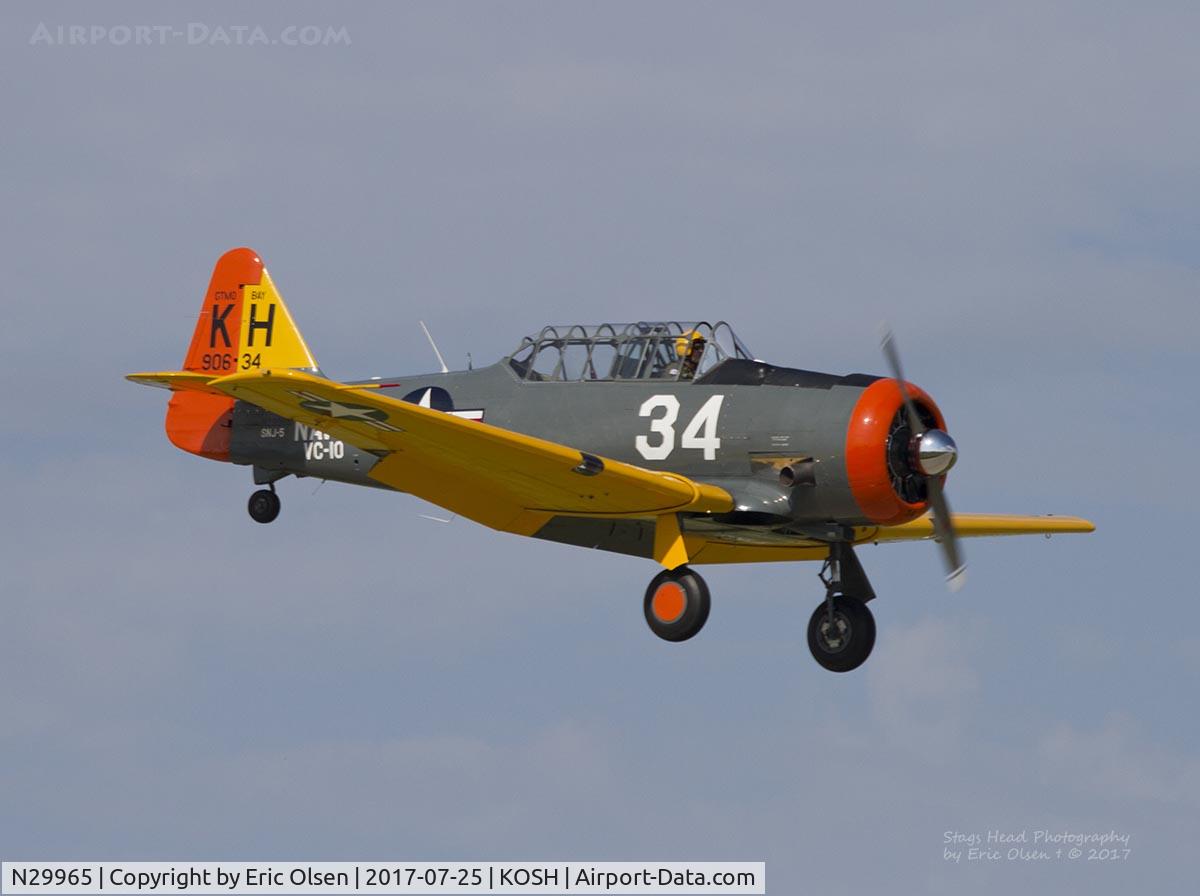N29965, 1944 North American AT-6D Texan C/N 90634, Texan landing at Oshkosh.