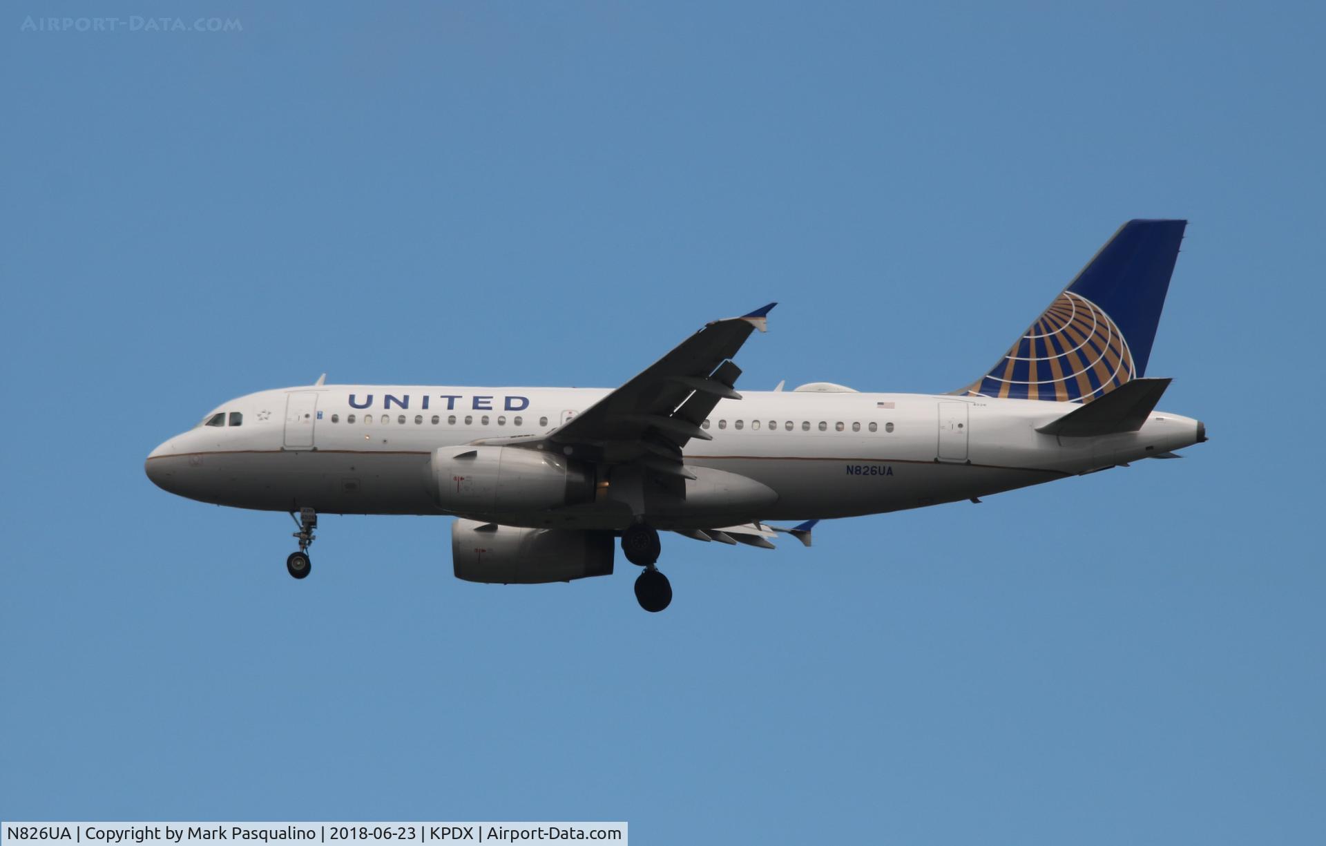 N826UA, 1999 Airbus A319-131 C/N 989, Airbus A319-131