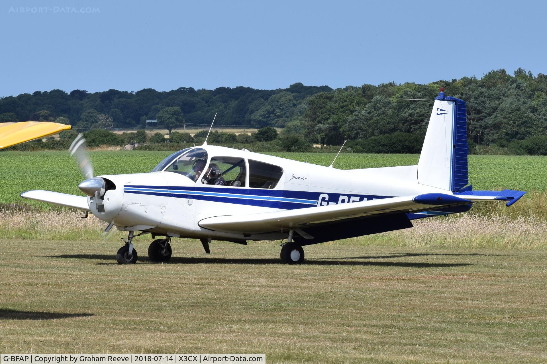 G-BFAP, 1969 SIAI-Marchetti S-205-20R C/N 4-213, Just landed at Northrepps.
