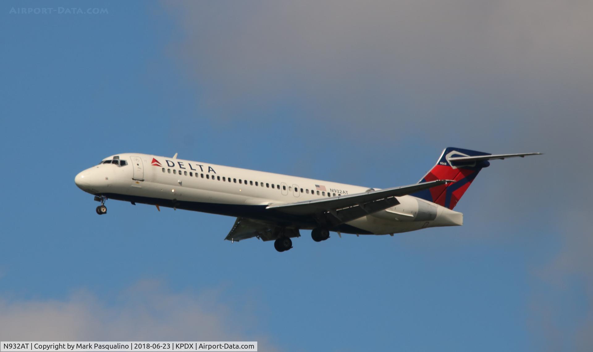 N932AT, 2000 Boeing 717-200 C/N 55073, Boeing 717-200