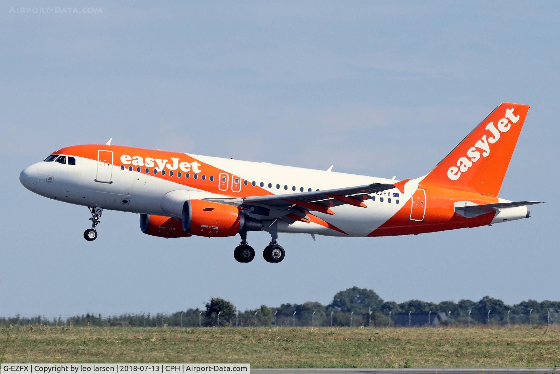 G-EZFX, 2010 Airbus A319-111 C/N 4385, Copenhagen 13.7.2018 L/D R-04L