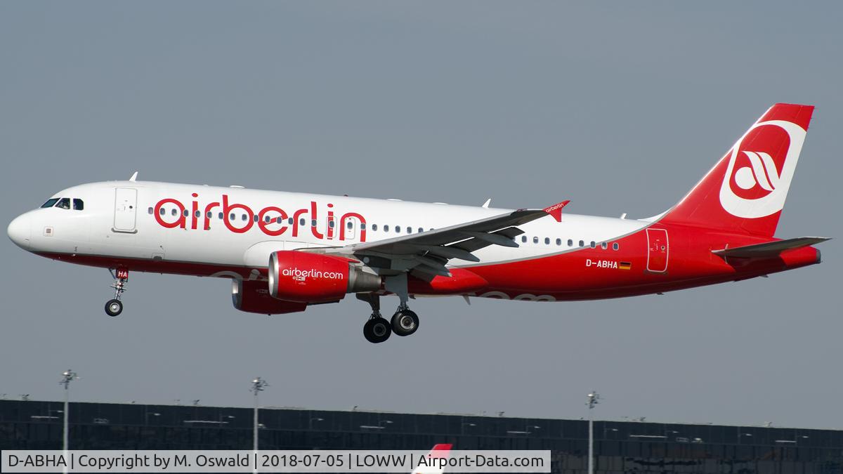 D-ABHA, 2008 Airbus A320-214 C/N 3540, Landing RWY 16. Now operated by Eurowings.