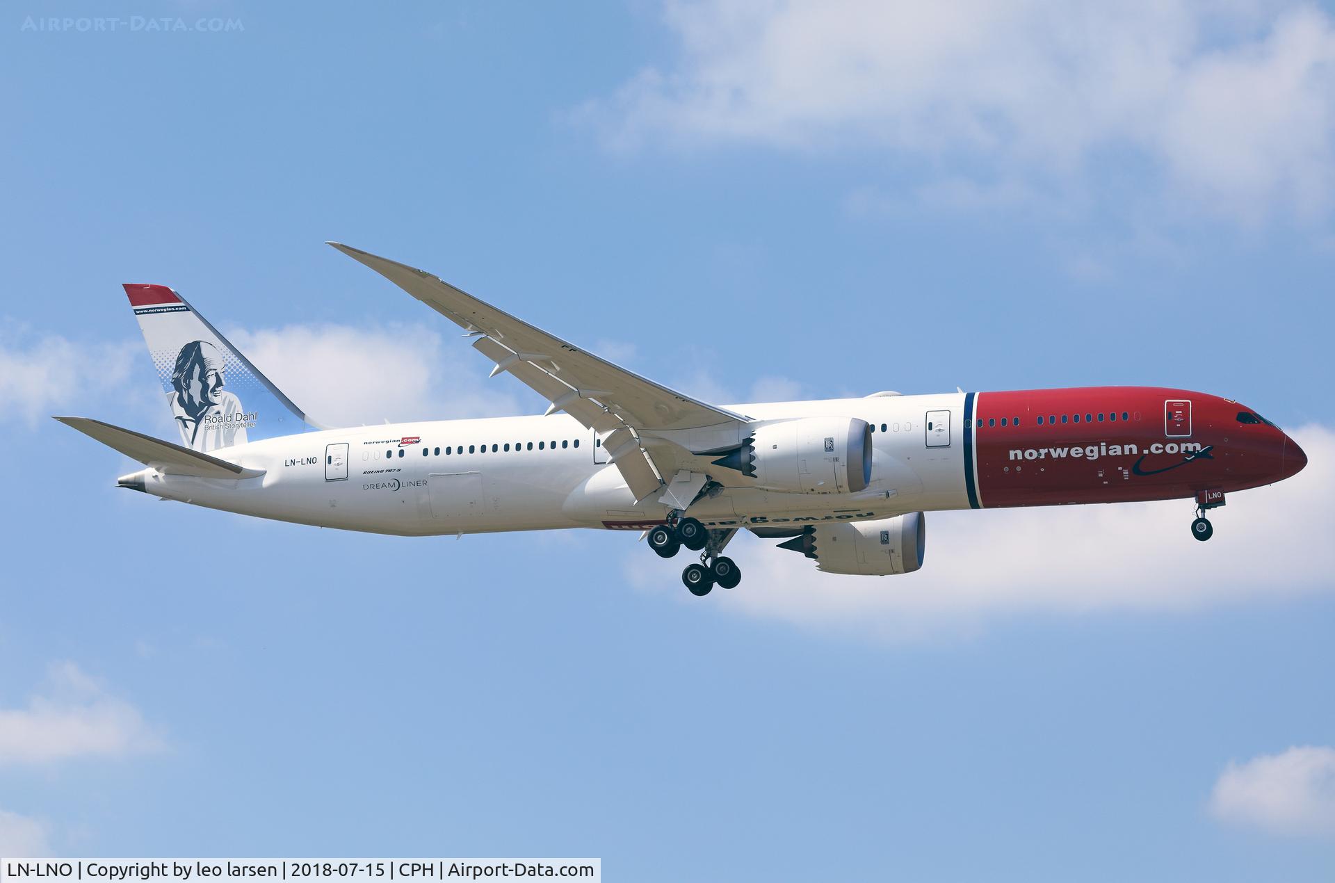 LN-LNO, 2017 Boeing 787-9 Dreamliner C/N 38779, Copenhagen 15.7.2018 L/D R-04L
