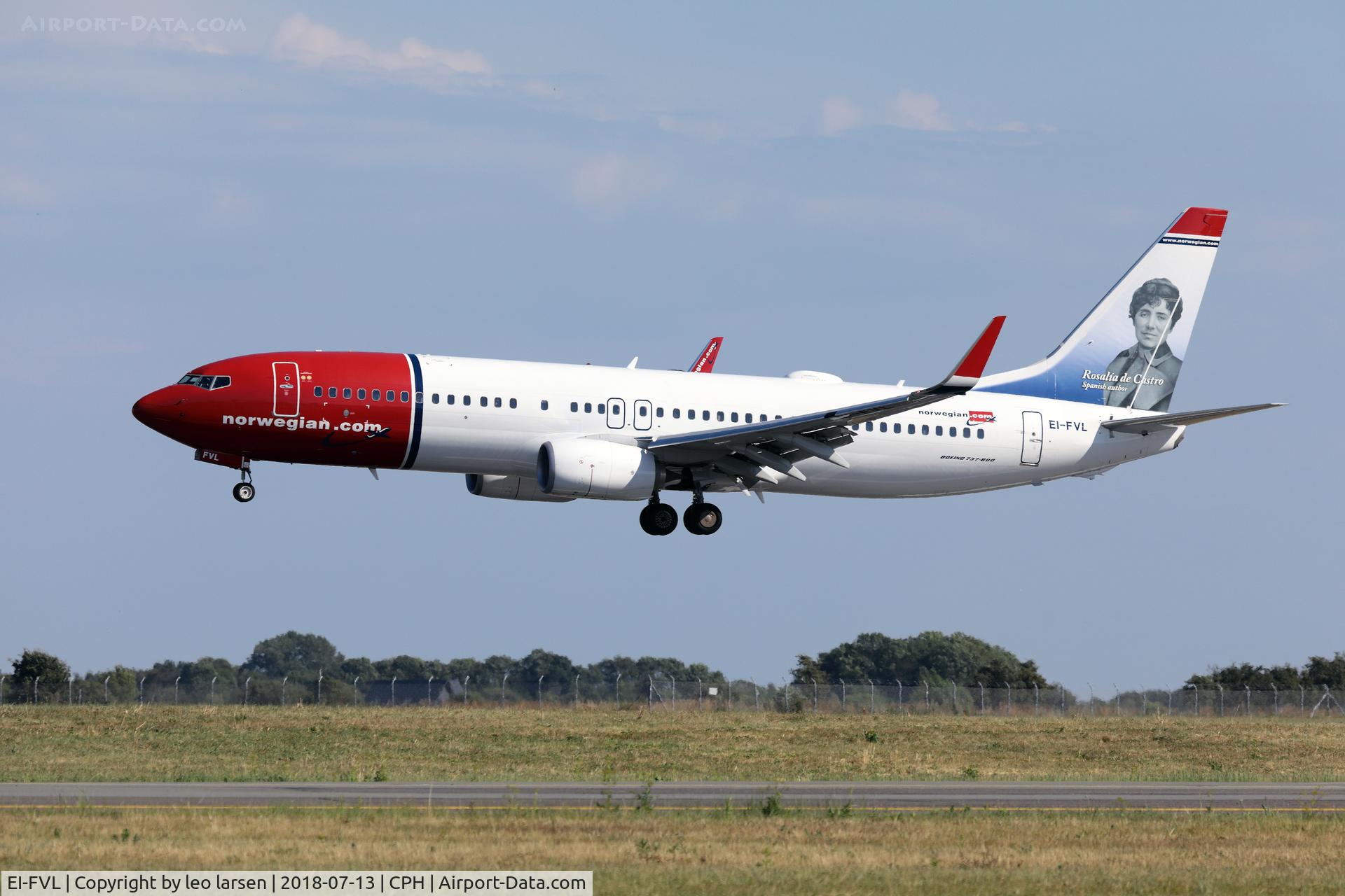 EI-FVL, 2017 Boeing 737-86N C/N 42084, Copenhagen 13.7.2018 L/D R-04L