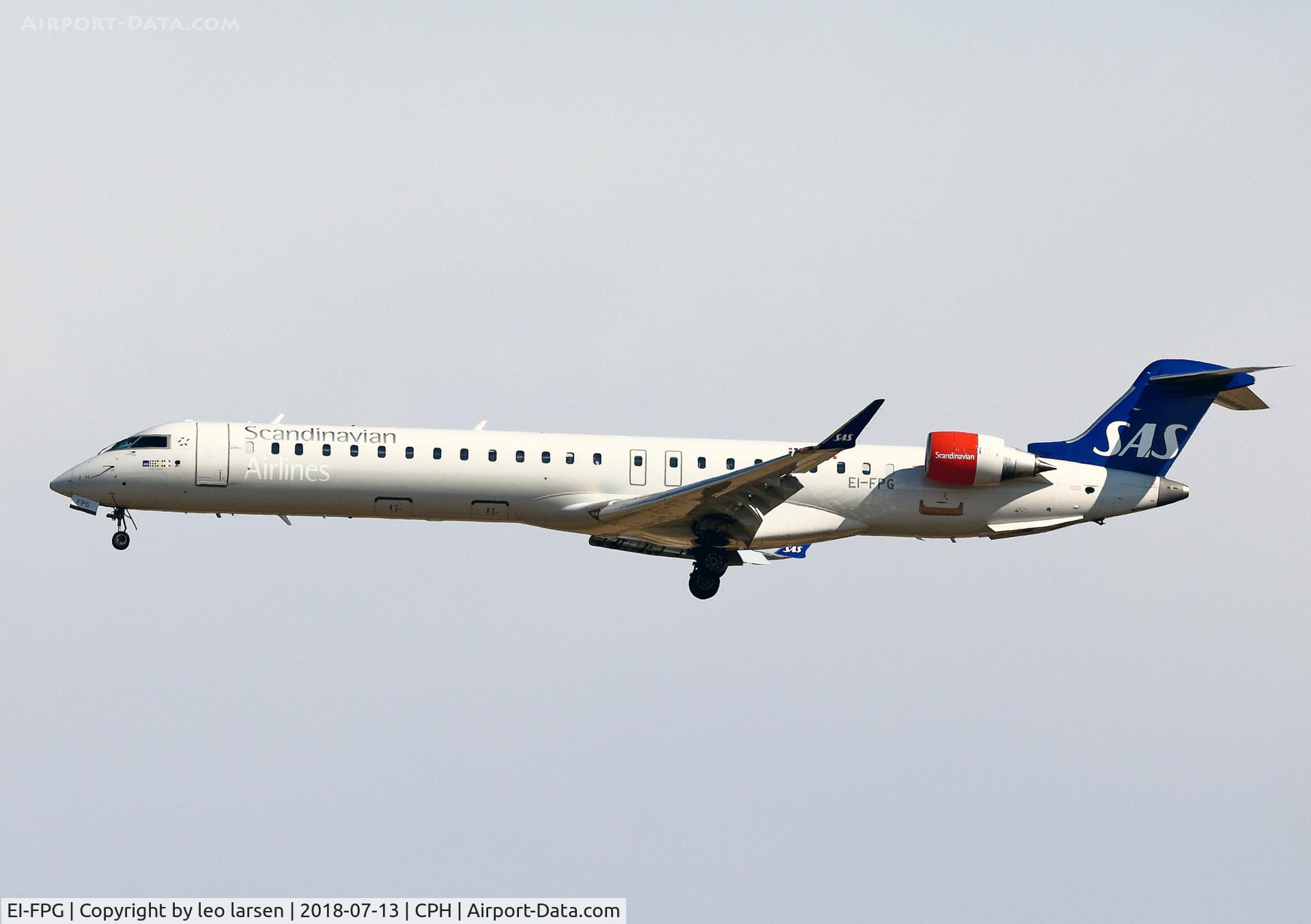 EI-FPG, 2016 Bombardier CRJ-900LR (CL-600-2D24) C/N 15406, Copenhagen 13.7.2018 L/D R-04L