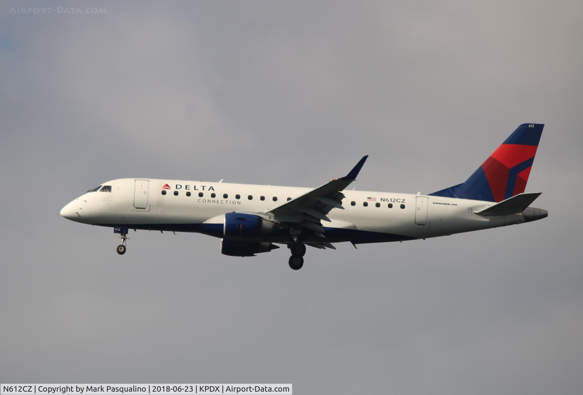 N612CZ, 2007 Embraer 175LR (ERJ-170-200LR) C/N 17000201, ERJ 170-200 LR