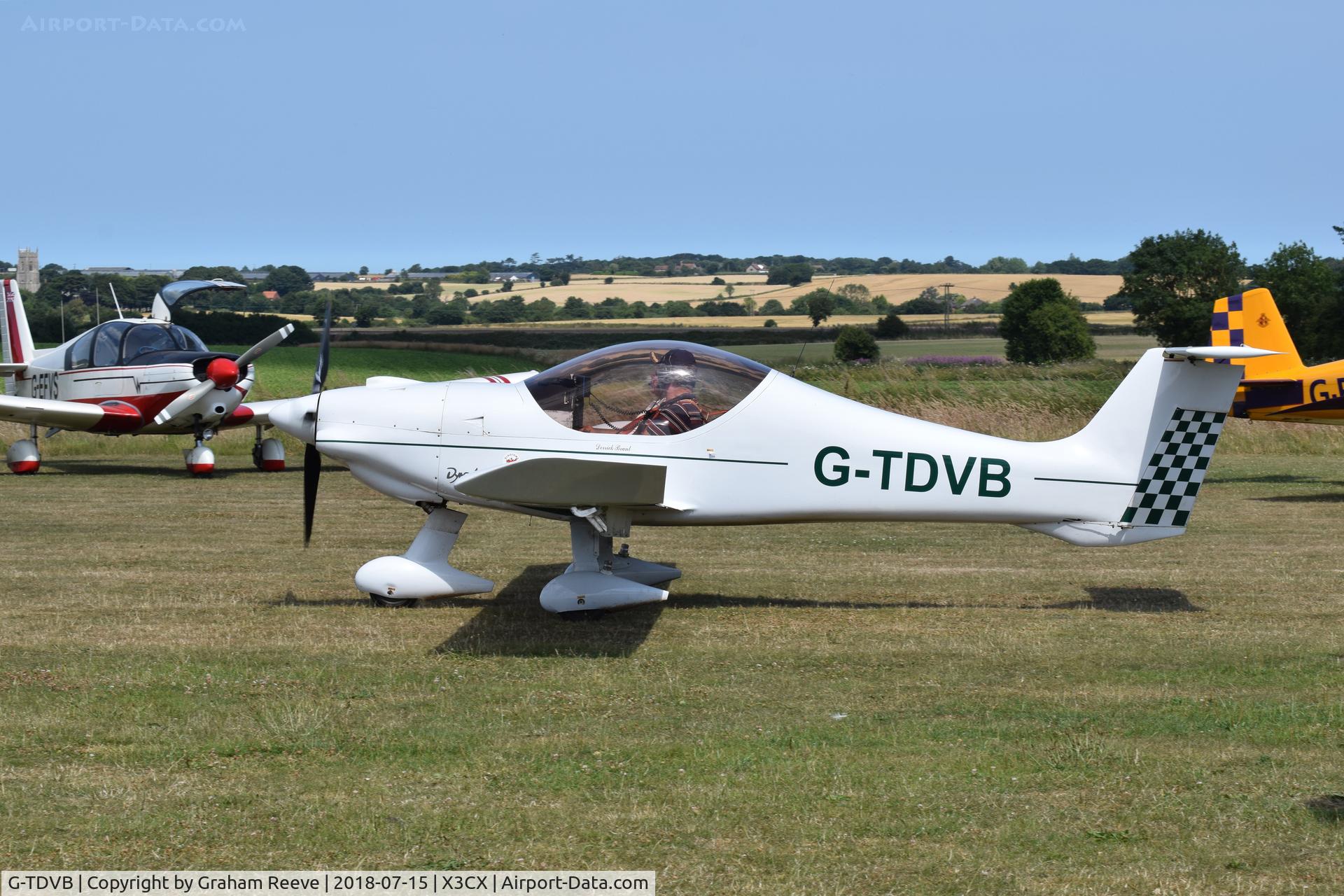 G-TDVB, 2004 Dyn'Aero MCR-01 Banbi C/N PFA 301B-14015, Departing from Northrepps.