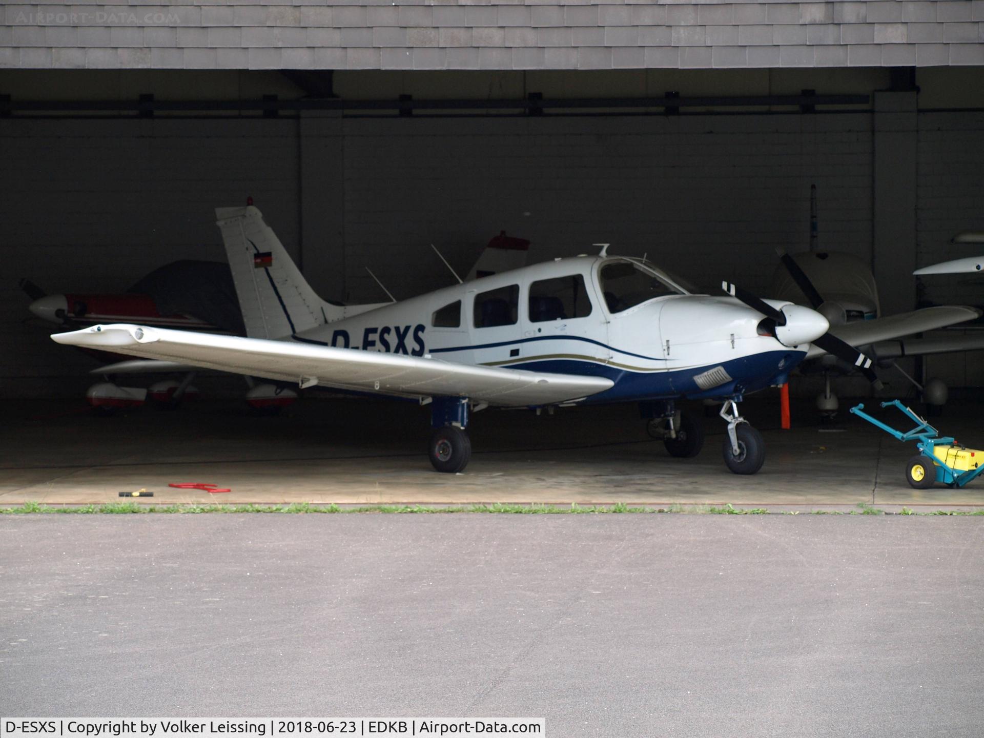D-ESXS, 1979 Piper PA-28-181 Cherokee Archer II C/N 28-7990151, sleeping ;-)