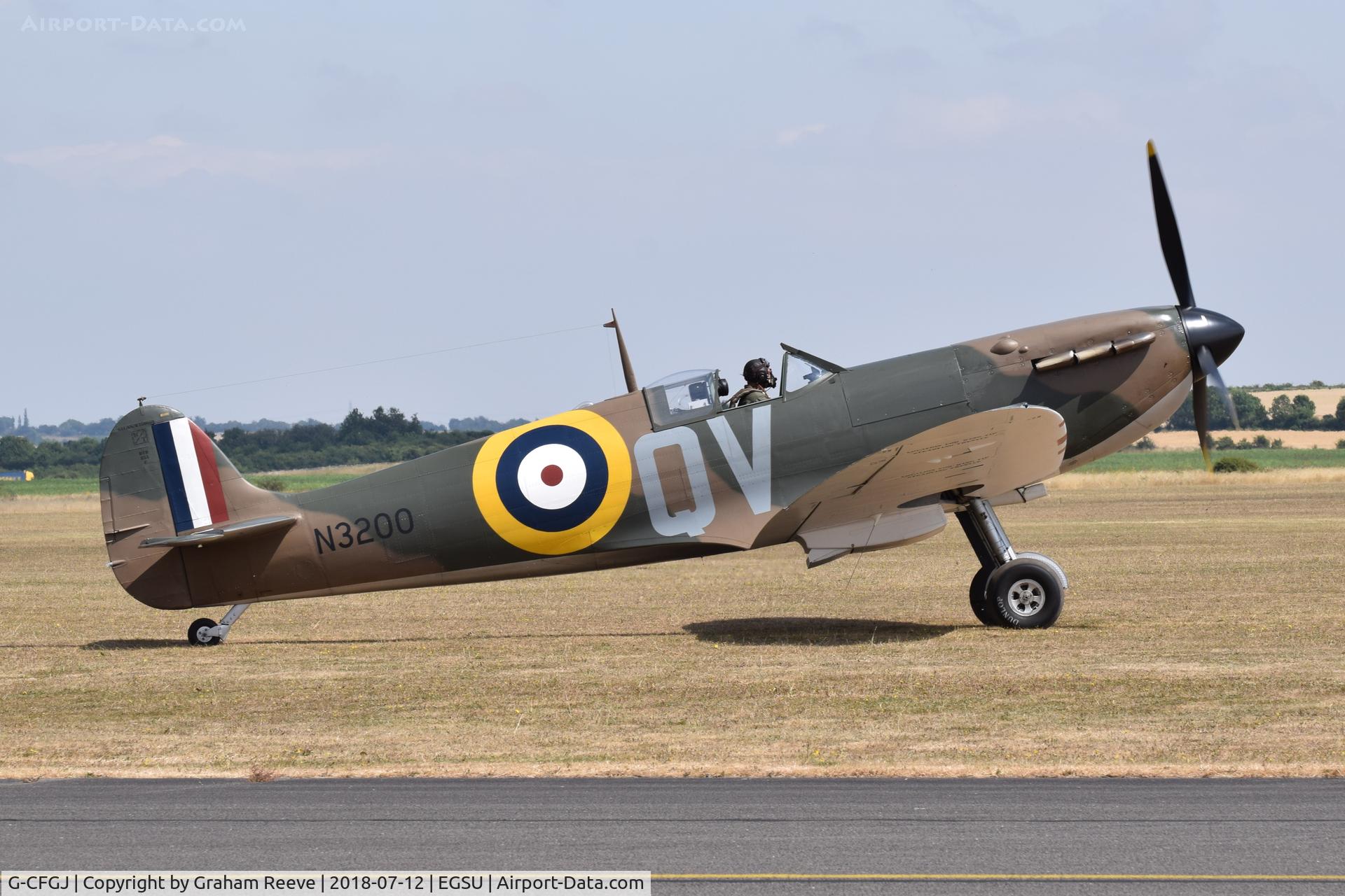 G-CFGJ, 1939 Supermarine Spitfire 1 C/N 441, About to depart from Duxford.