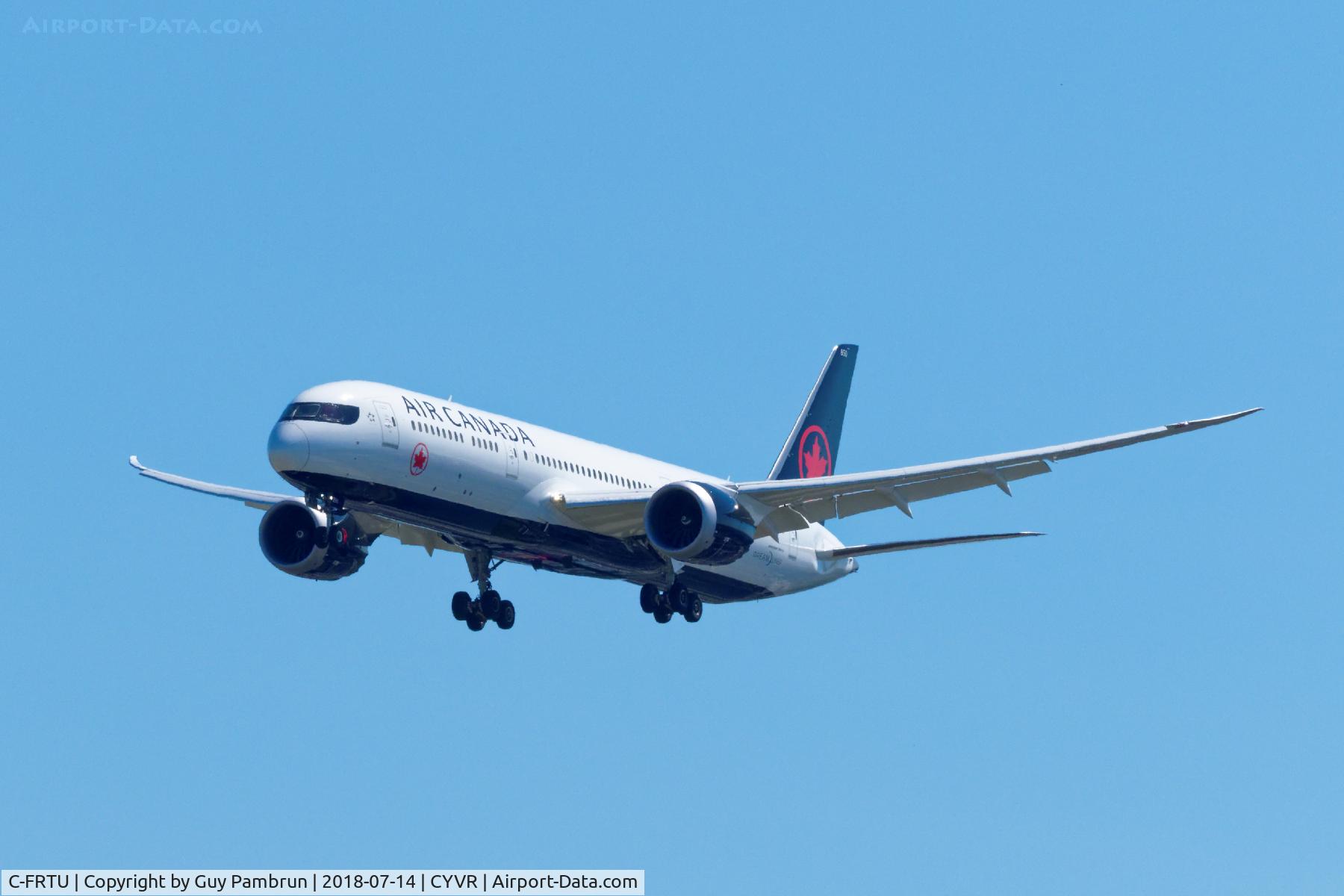 C-FRTU, 2017 Boeing 787-9 Dreamliner C/N 37183, Landing on 26R