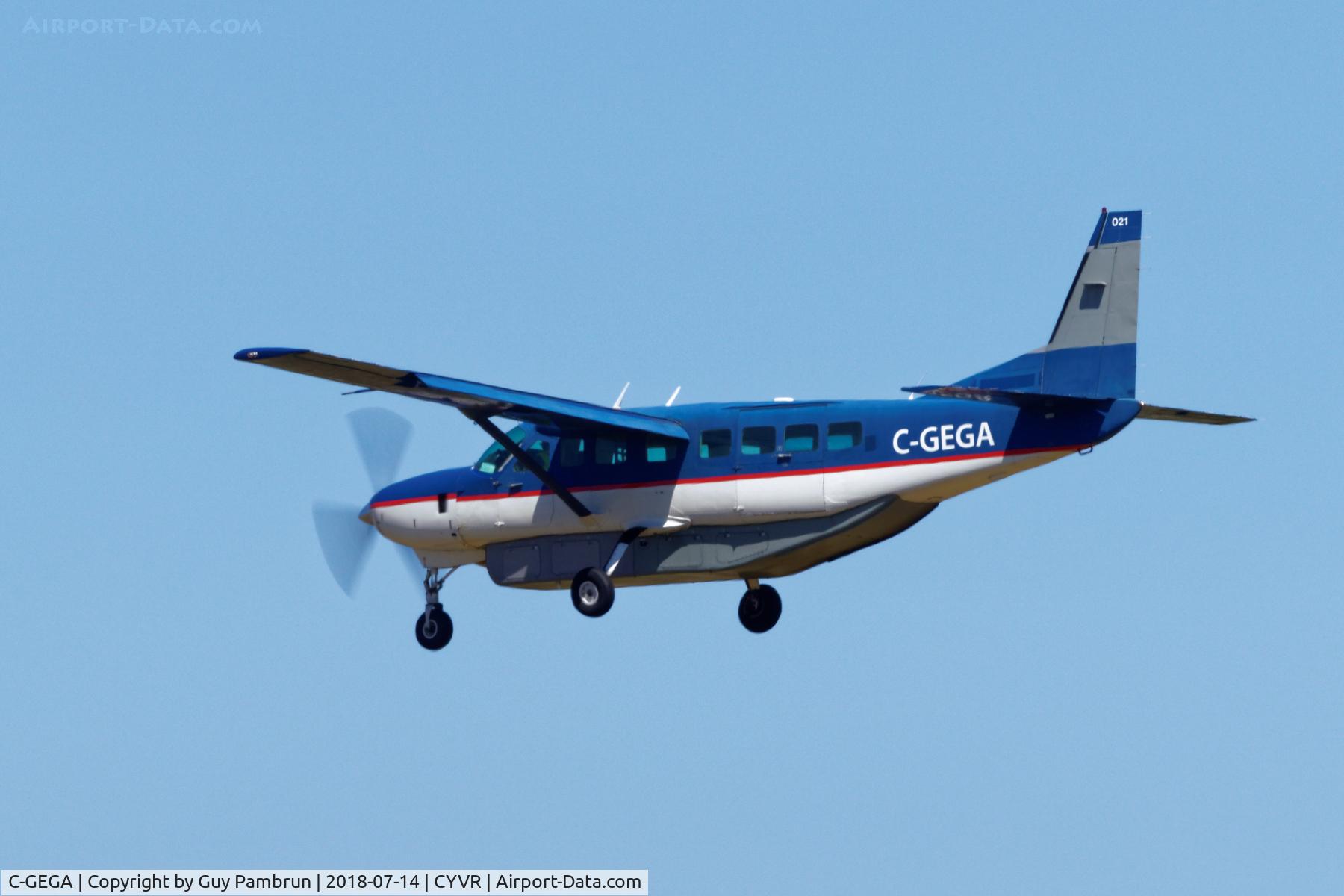 C-GEGA, 1993 Cessna 208B Grand Caravan C/N 208B0379, Landing on 26L