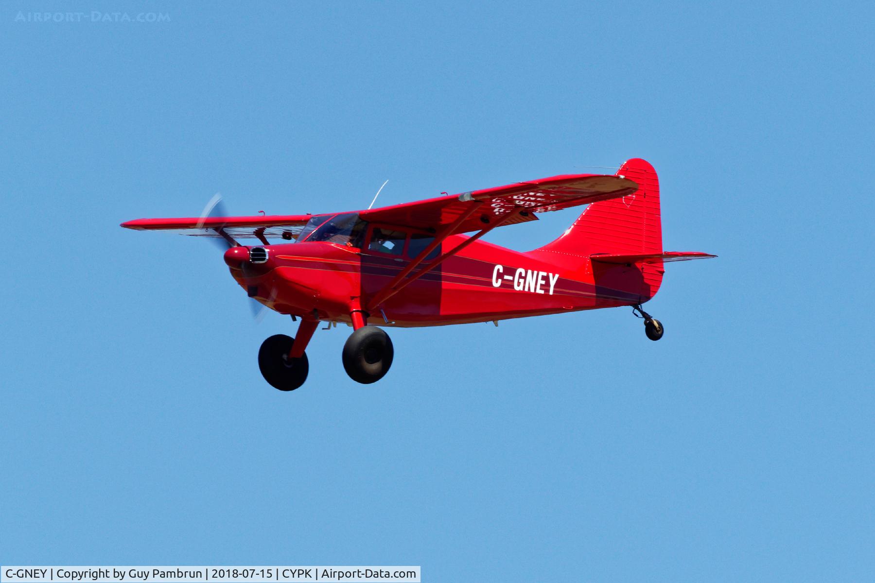 C-GNEY, 1948 Stinson 108-3 Voyager C/N 108-5178, Landing