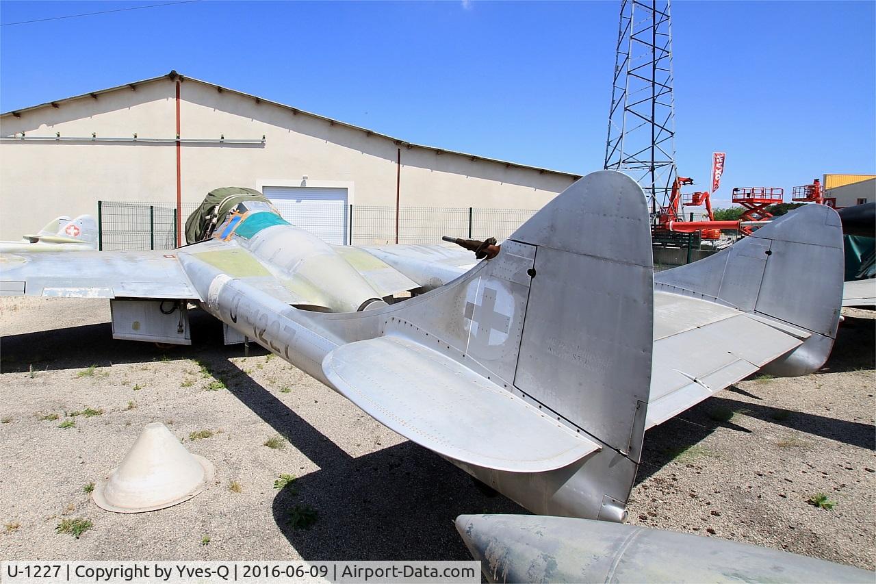 U-1227, 1959 De Havilland (F+W Emmen) Vampire T55 (DH-115) C/N 987, De Havilland Vampire T55, Les Amis de la 5ème Escadre Museum, Orange