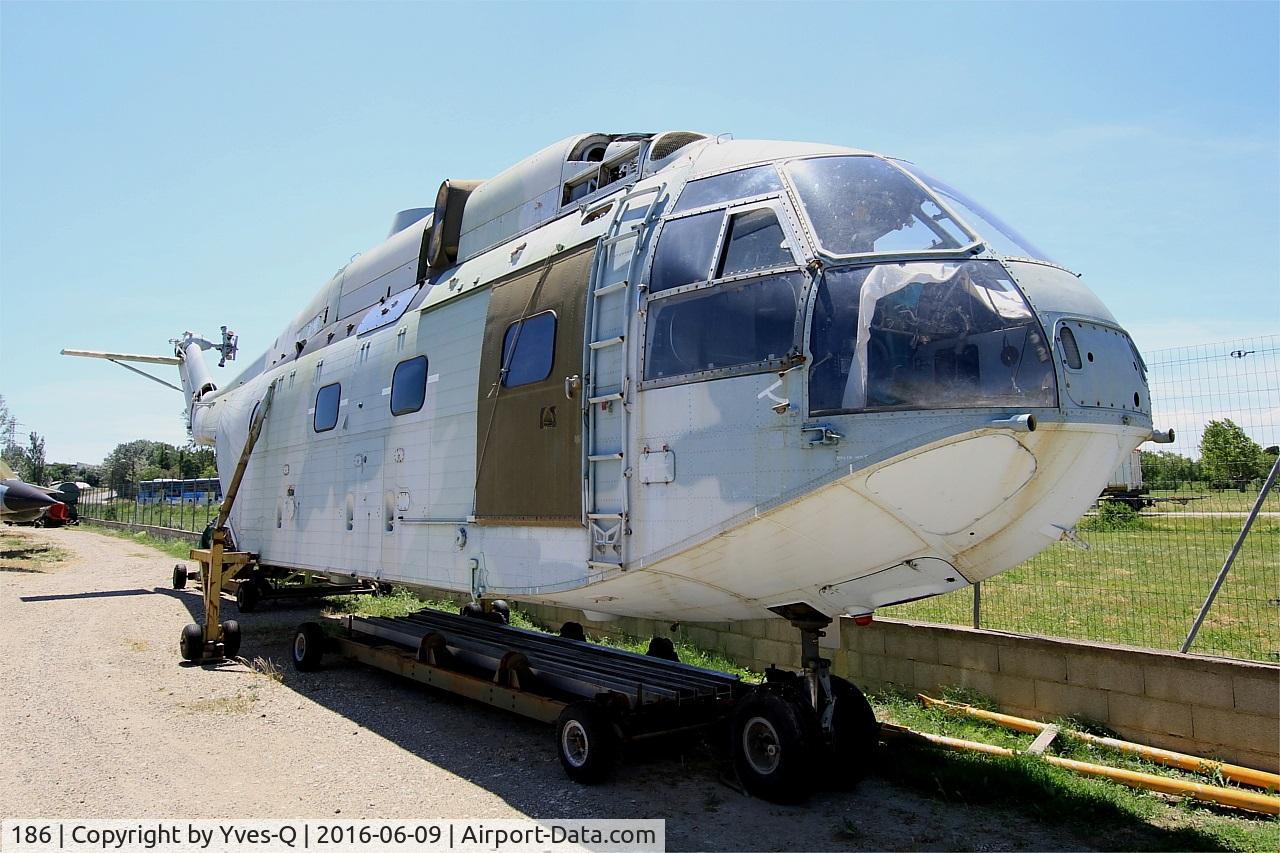 186, Aerospatiale SA-321G Super Frelon C/N 186, Aérospatiale SA-321G Super Frelon, les amis de la 5ème escadre Museum, Orange
