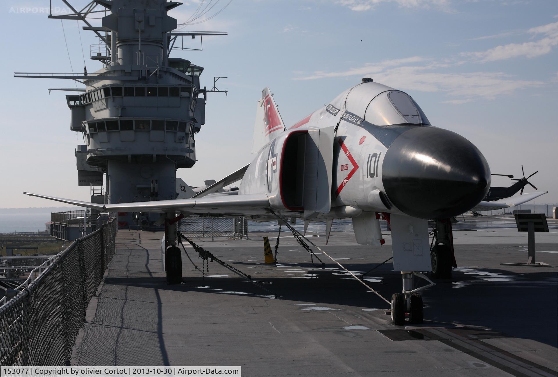 153077, McDonnell F-4J Phantom II C/N 1579, USS Yorktown