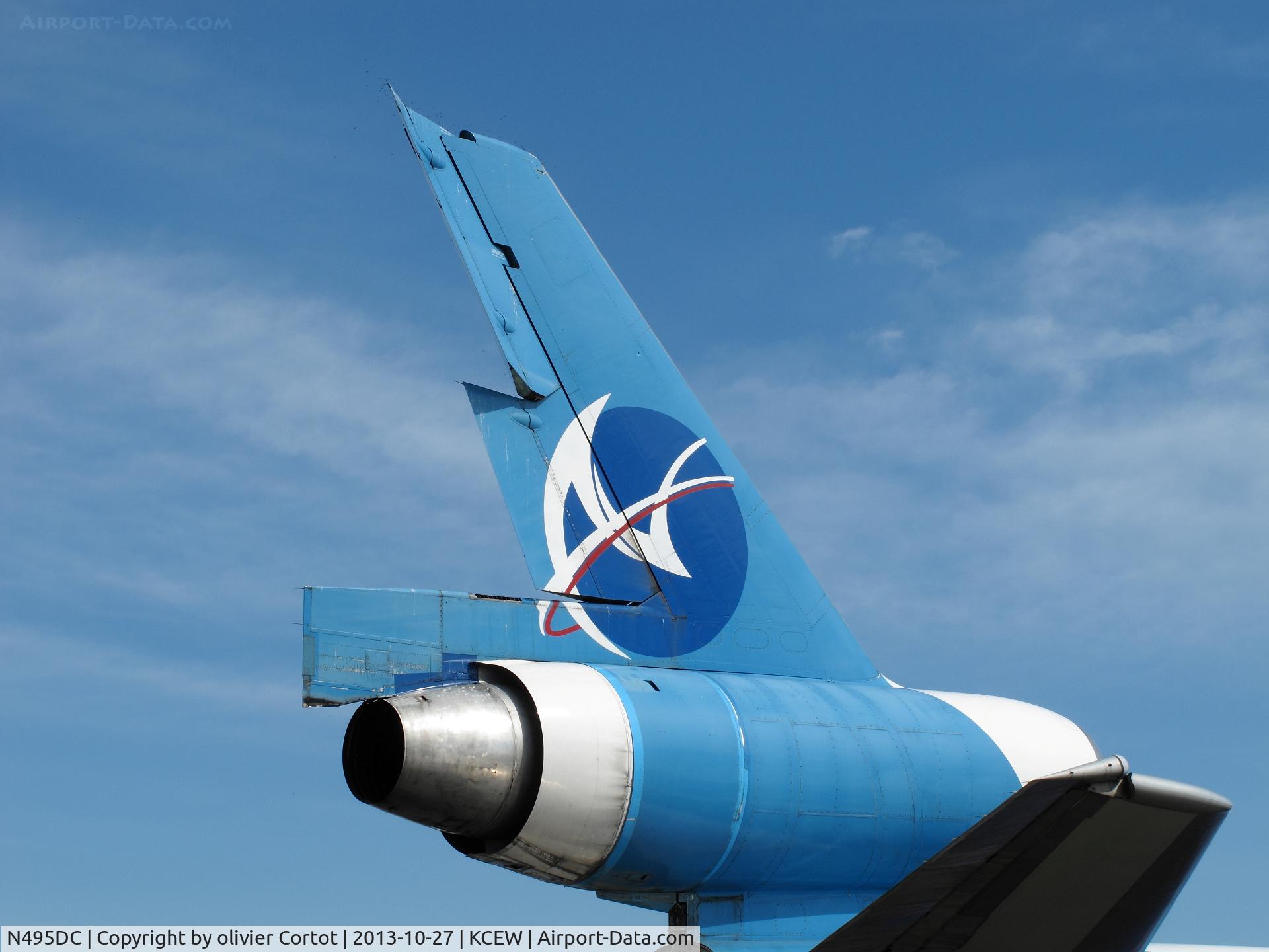 N495DC, 1979 McDonnell Douglas DC-10-30F C/N 47818, close up vieuw of the tail