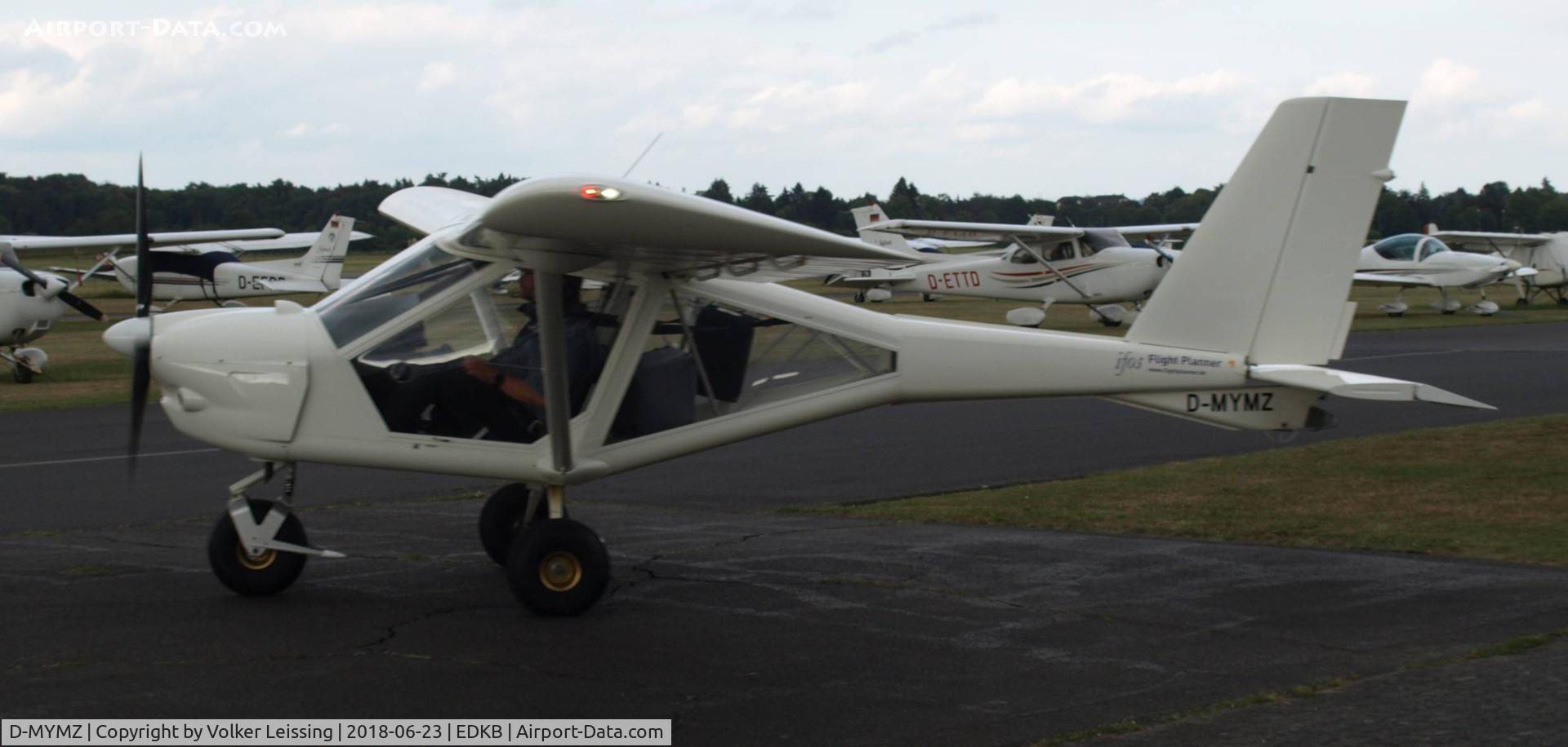 D-MYMZ, Aeroprakt A22-L2 Foxbat, taxiing