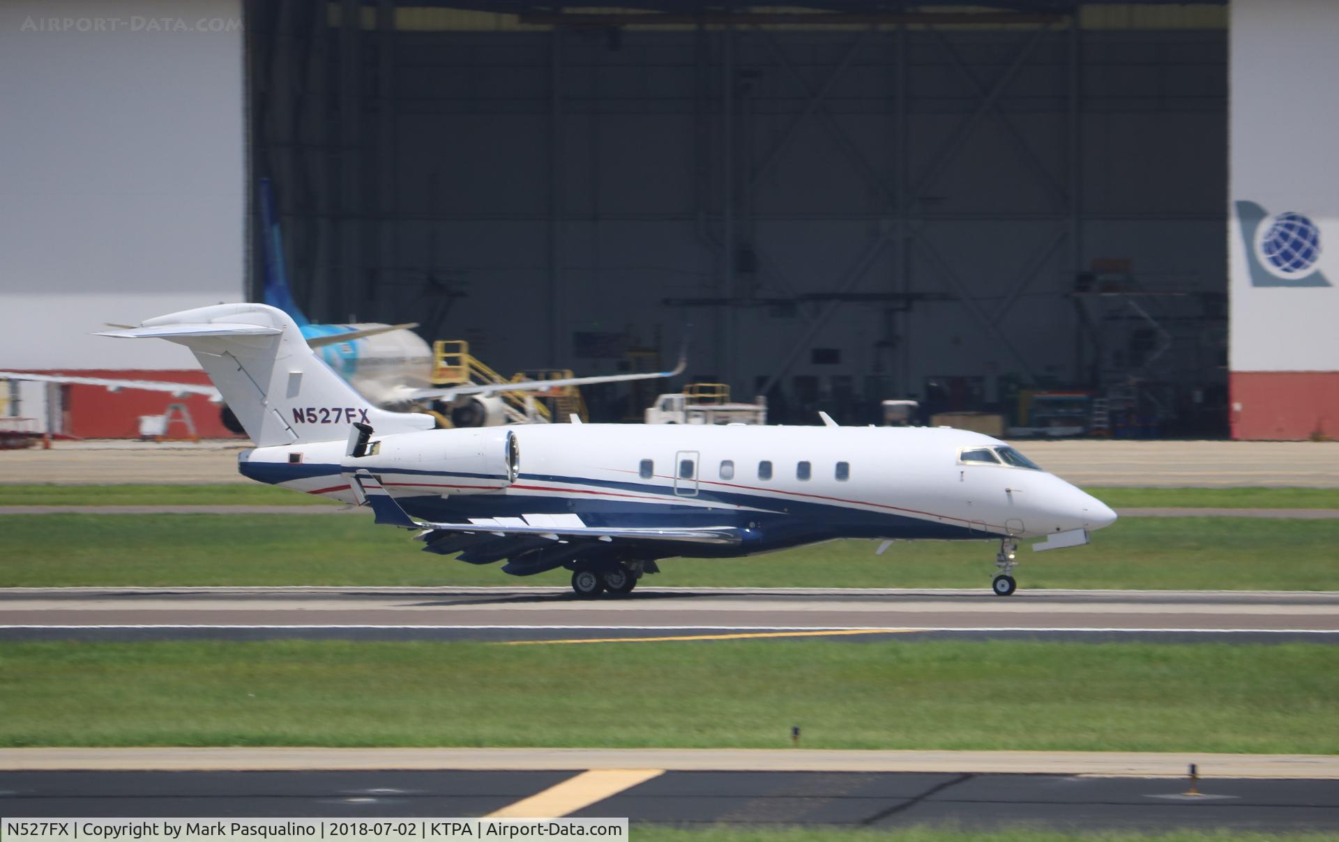 N527FX, 2006 Bombardier Challenger 300 (BD-100-1A10) C/N 20124, Challenger 300