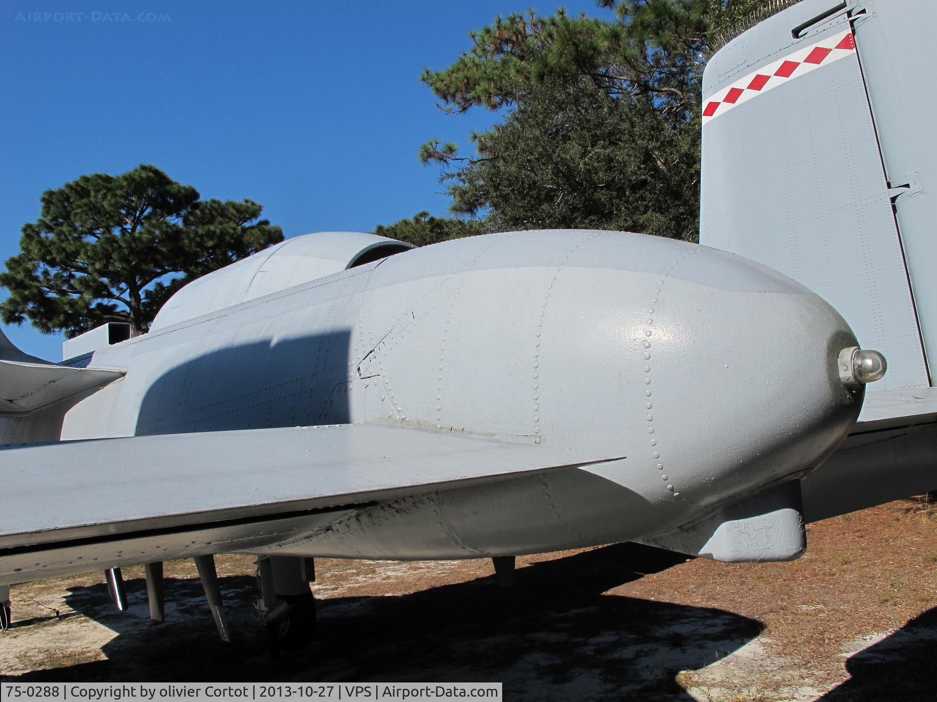 75-0288, 1975 Fairchild Republic A-10A Thunderbolt II C/N A10-0037, tail close up