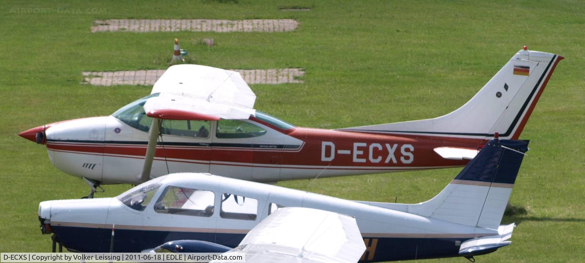 D-ECXS, 1973 Cessna 182P Skylane C/N 18261750, parking