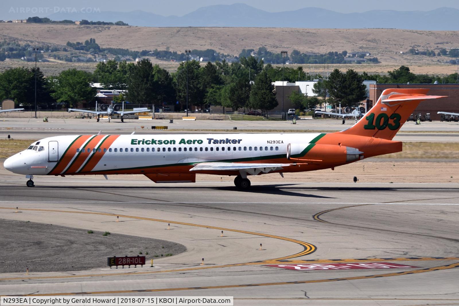 N293EA, 1991 McDonnell Douglas MD-87 (DC-9-87) C/N 53209, Take off run on RWY 10L.
