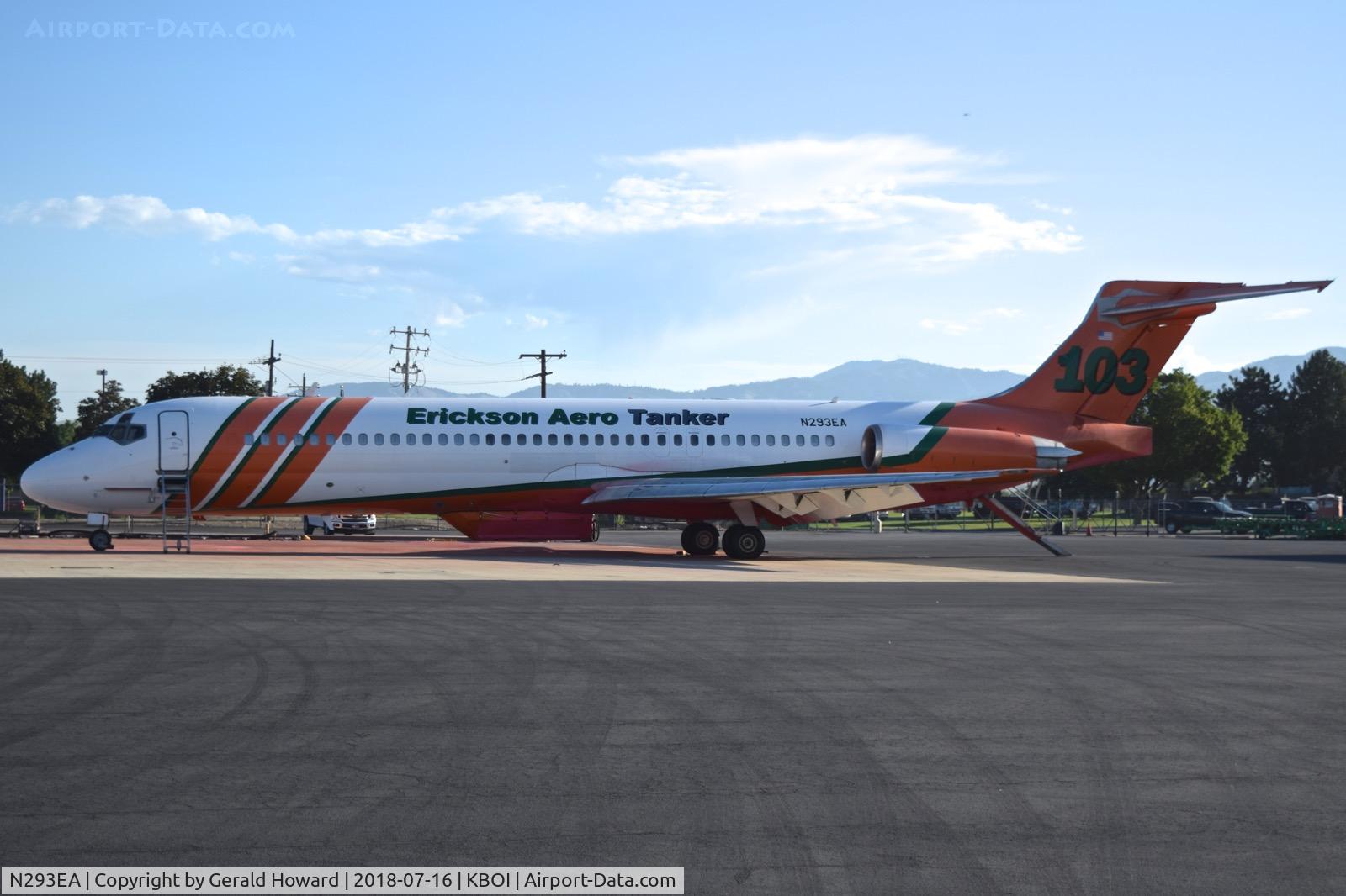N293EA, 1991 McDonnell Douglas MD-87 (DC-9-87) C/N 53209, Parked on the NIFC ramp.