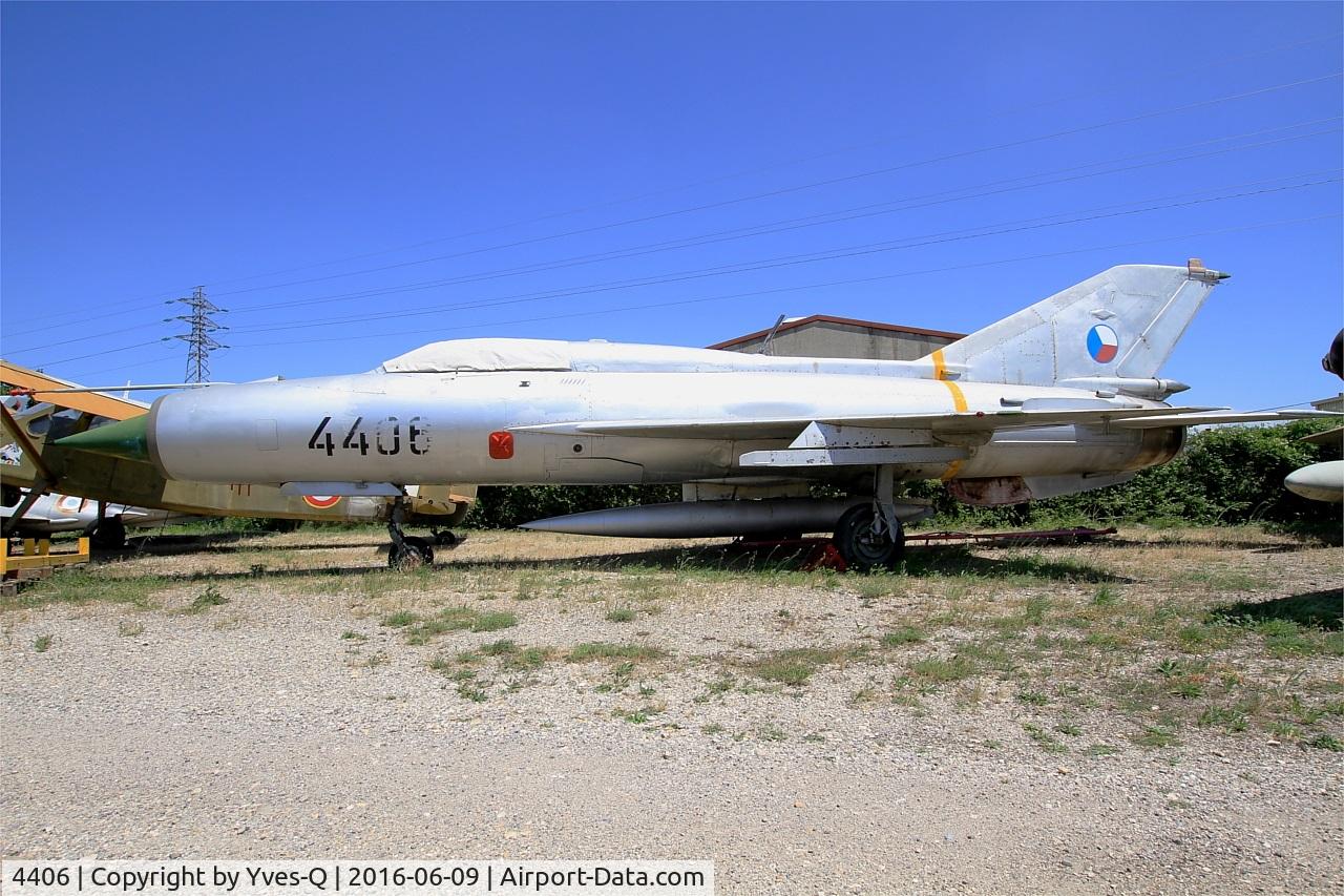 4406, 1966 Mikoyan-Gurevich MiG-21PFM C/N 94A4406, Mikoyan-Gurevich MiG-21PFM, Les Amis de la 5ème Escadre Museum, Orange