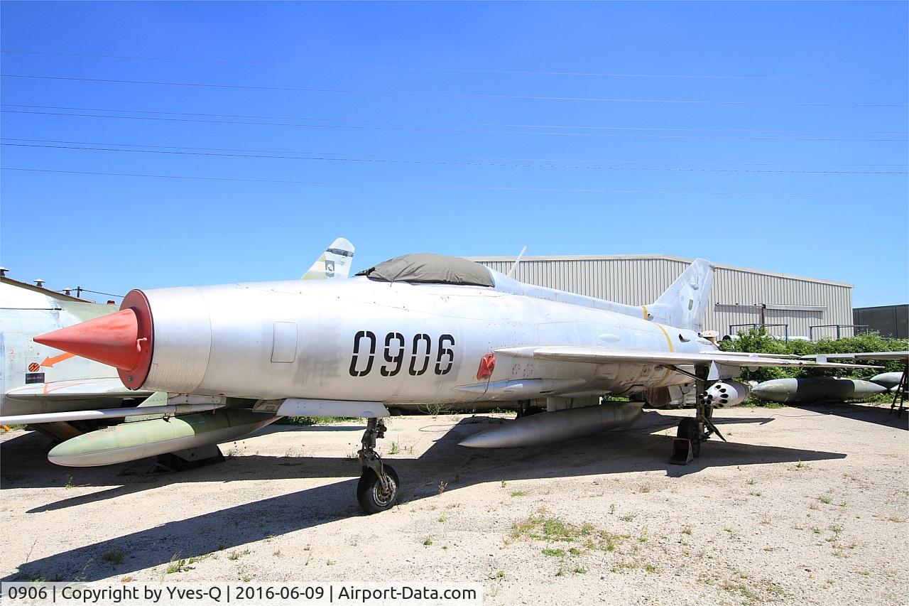 0906, Mikoyan-Gurevich MiG-21F-13 C/N 741906, Mikoyan-Gurevich MiG-21F-13, Les Amis de la 5ème Escadre Museum, Orange