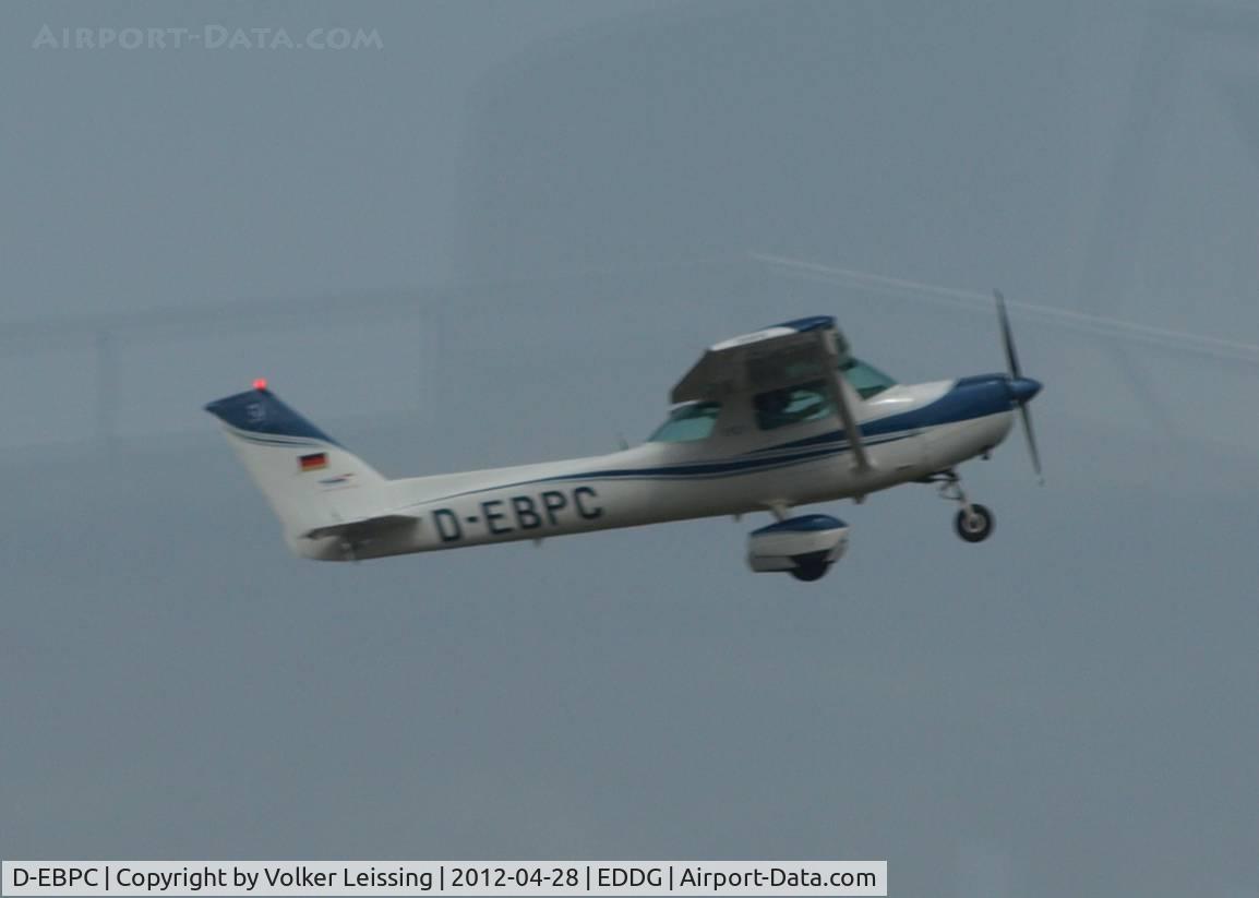 D-EBPC, 1980 Cessna 152 C/N 152-84716, climbing after take of