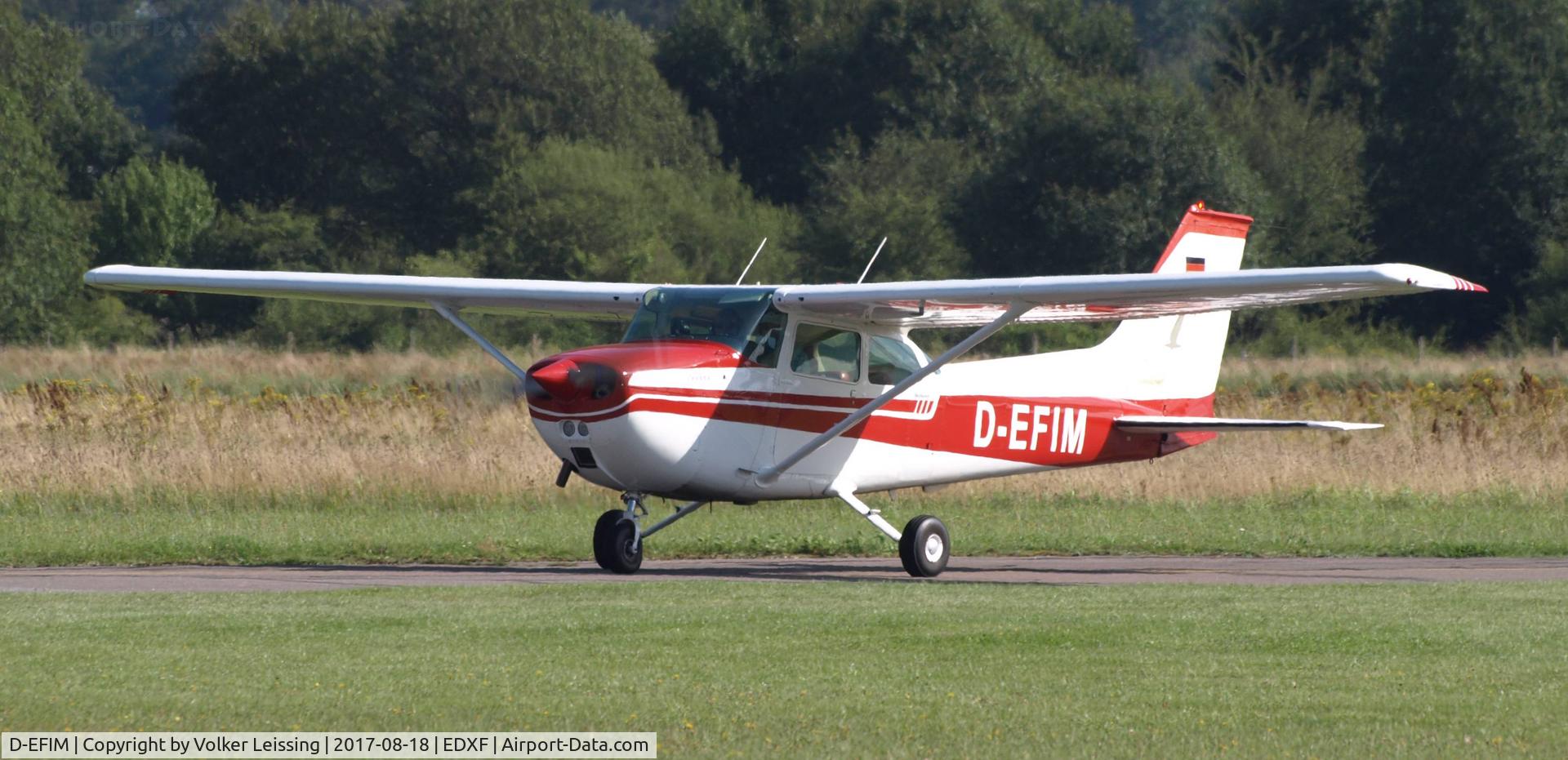 D-EFIM, 1976 Cessna 172M C/N 17263568, taxi tp parking