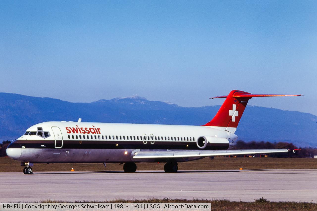 HB-IFU, 1969 Douglas DC-9-32 C/N 47282, taxiing to holding point rwy05