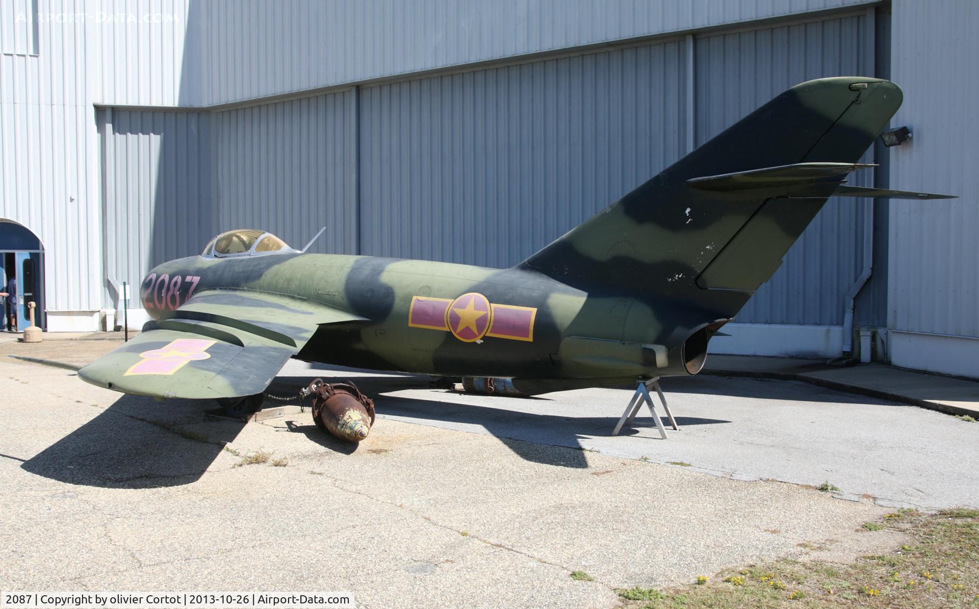 2087, Mikoyan-Gurevich MiG-17 C/N Not found 2087, USS Alabama museum