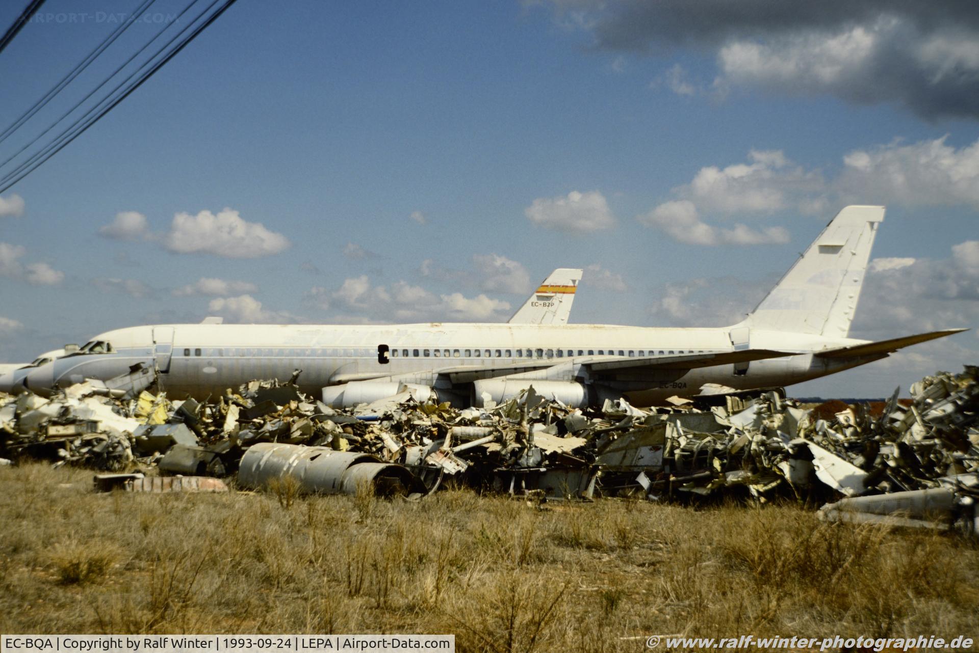 EC-BQA, 1963 Convair CV-990A Coronado C/N 30-10-36, Convair CV-990A Coronado - BX Spantax ex. N5612 stored 30-1036 - EC-BQA - 24.09.1993 - PMI