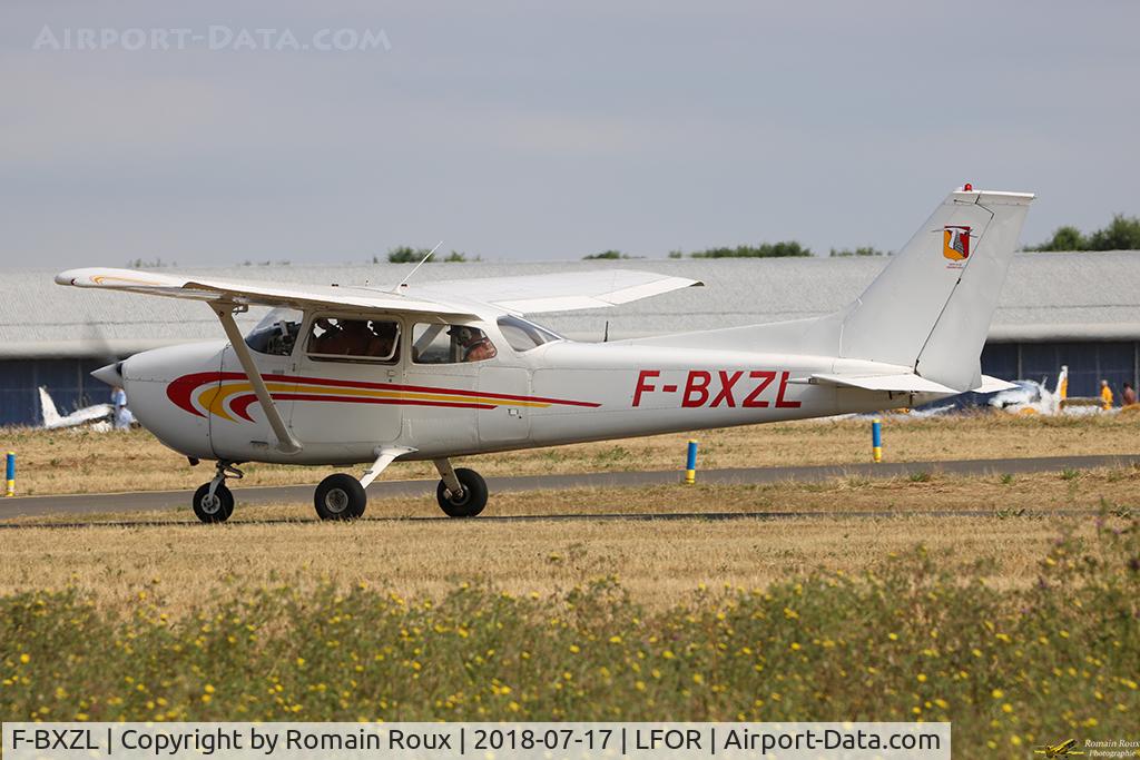 F-BXZL, Reims F172M Skyhawk Skyhawk C/N 1245, Taxiing
HTJP