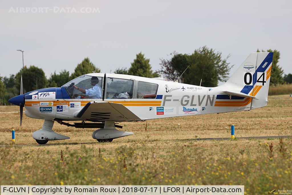 F-GLVN, Robin DR-400-140B Major C/N 2163, Taxiing
HTJP04