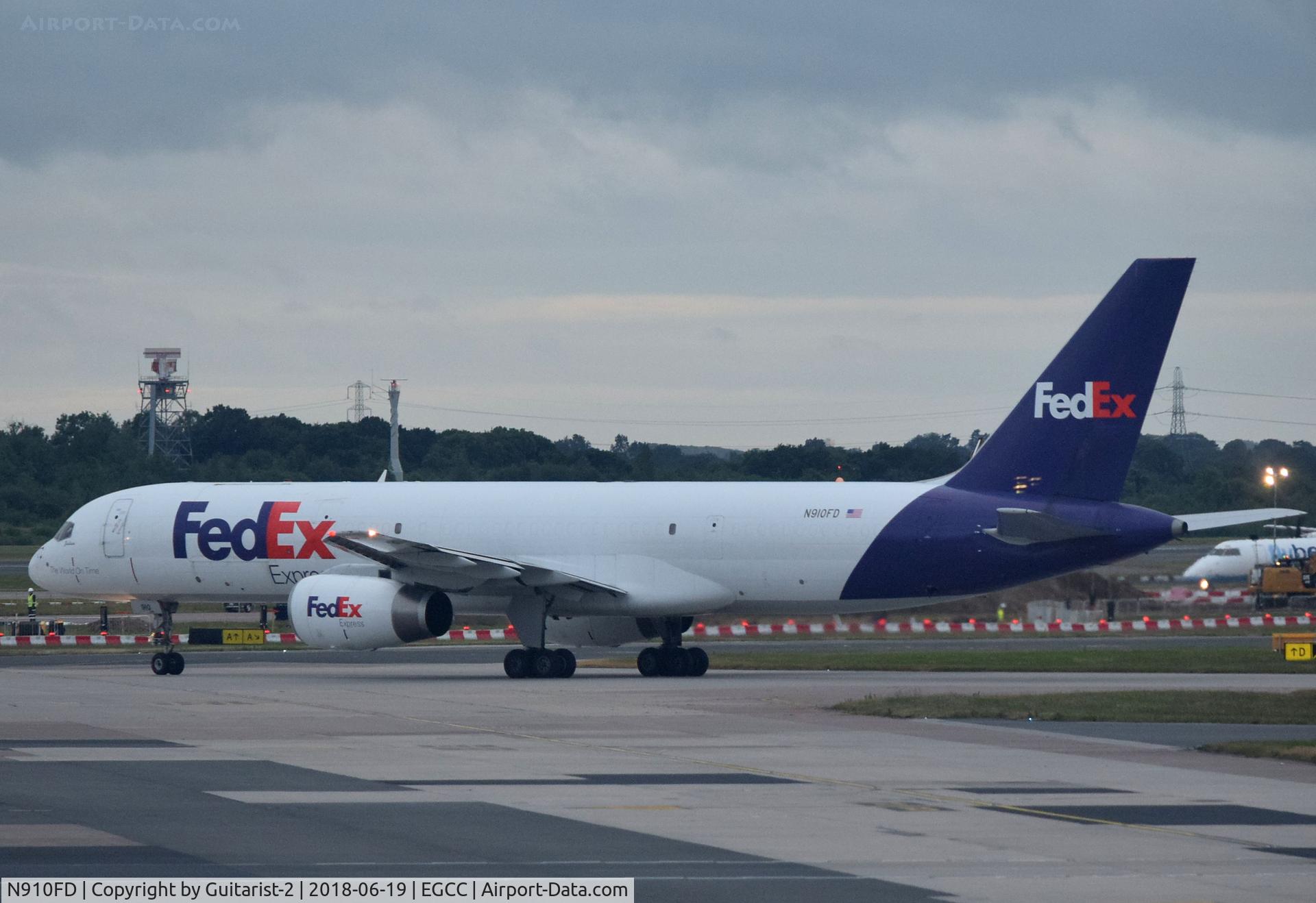 N910FD, 1991 Boeing 757-236 C/N 25054, At Manchester