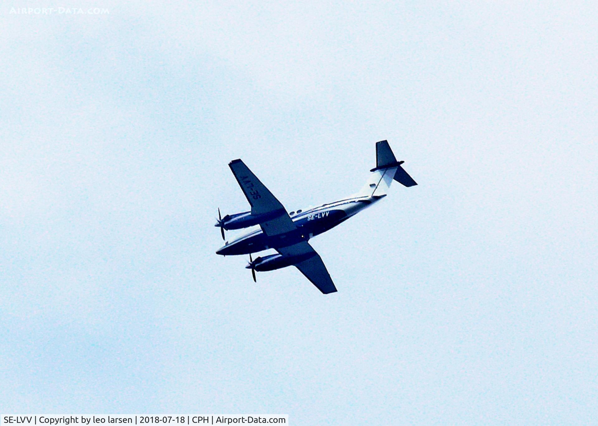 SE-LVV, 1996 Raytheon B200 Super King Air C/N BB-1537, Overflying Copenhagen on its way to Roskilde
18.7.2018