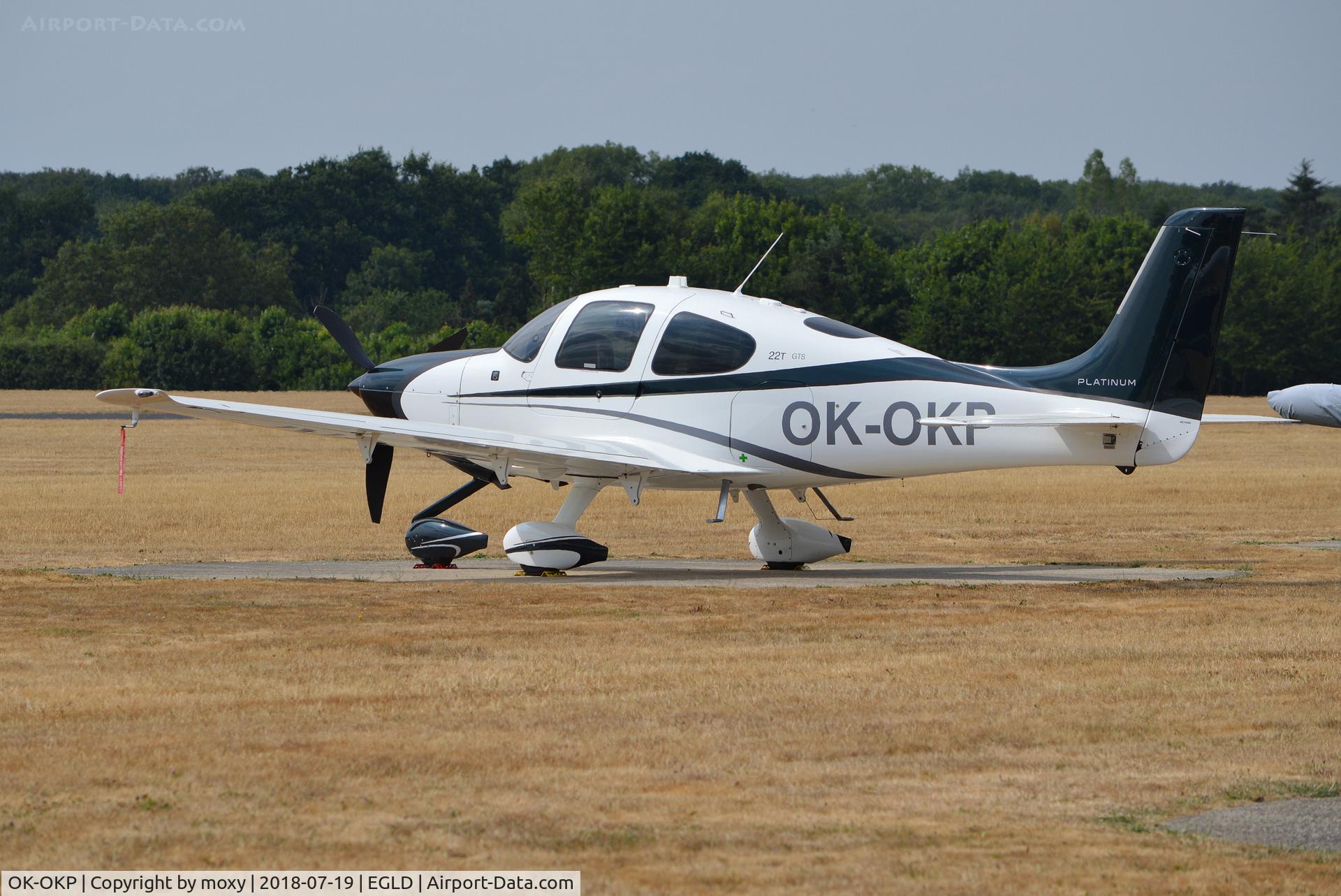 OK-OKP, 2014 Cirrus SR22T GTS C/N 0701, Cirrus SR22T GTS Platinum at Denham.