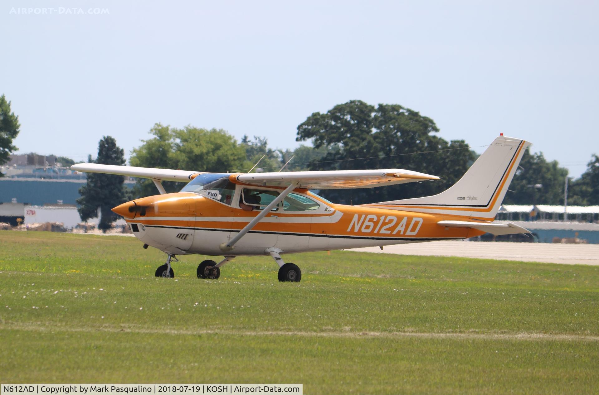 N612AD, 1974 Cessna 182P Skylane C/N 182-62855, Cessna 182P