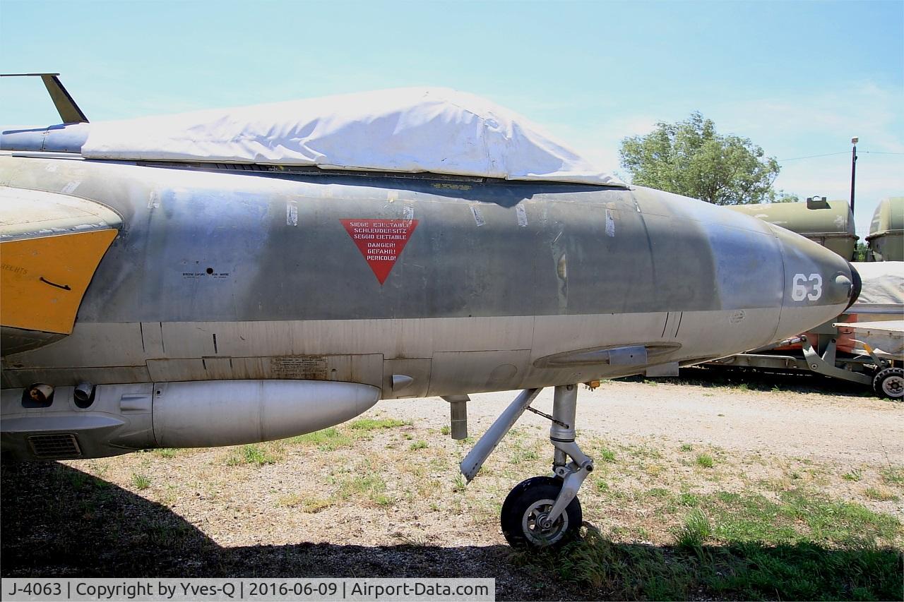 J-4063, 1959 Hawker Hunter F.58 C/N 41H-697430, Hawker Hunter F.58, Les Amis de la 5ème Escadre Museum, Orange