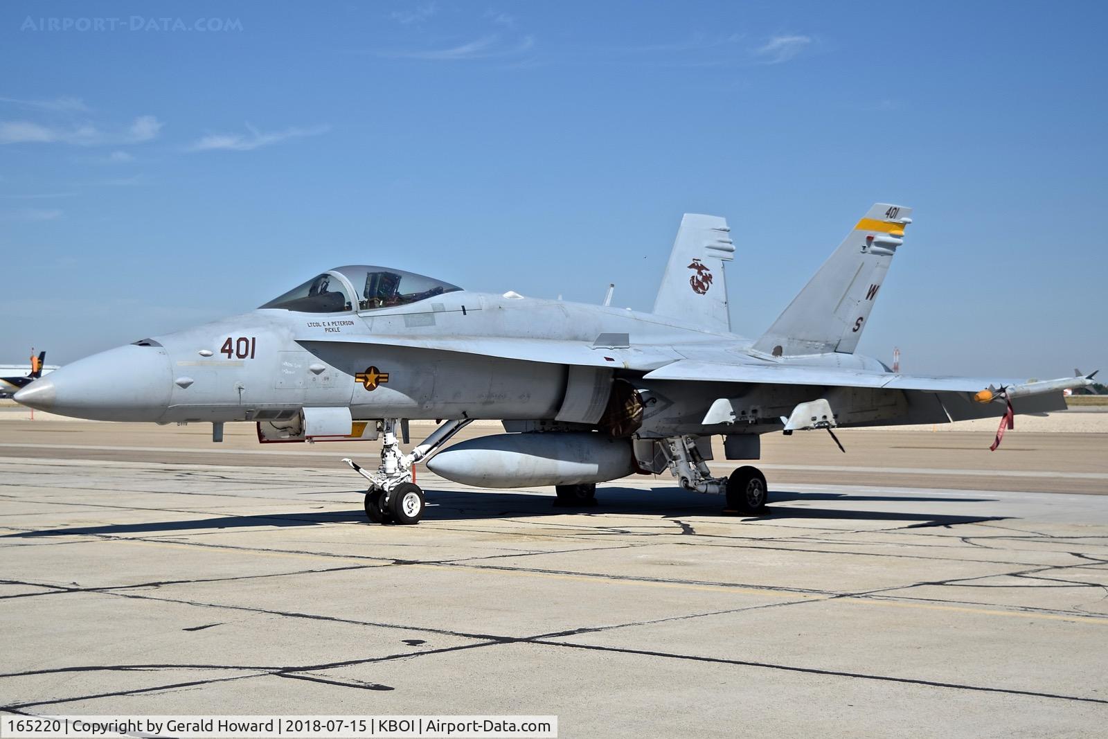 165220, McDonnell Douglas F/A-18C Hornet C/N 1403/C445, VMFA-323 “Death Rattlers”, 3rd MAW, MAG-11, MCAS Miramar.