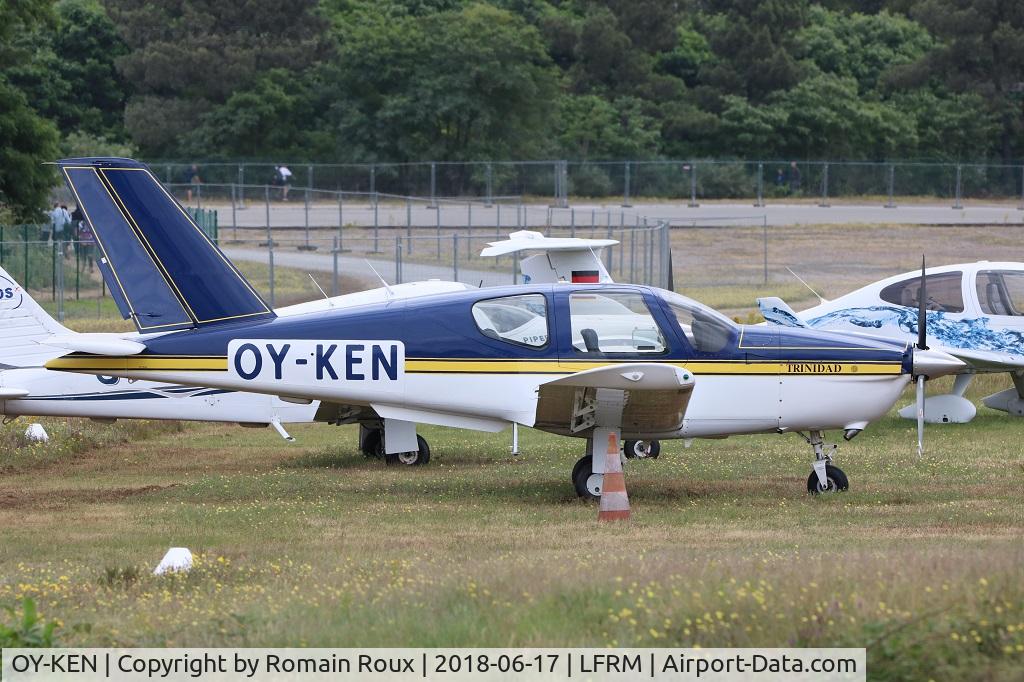 OY-KEN, 1991 Socata TB-20 C/N 1308, Parked