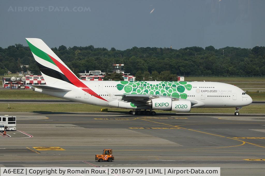 A6-EEZ, 2014 Airbus A380-861 C/N 158, Taxiing