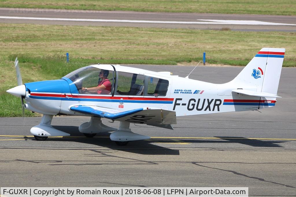 F-GUXR, Robin DR-400-180 Regent C/N 2498, Taxiing