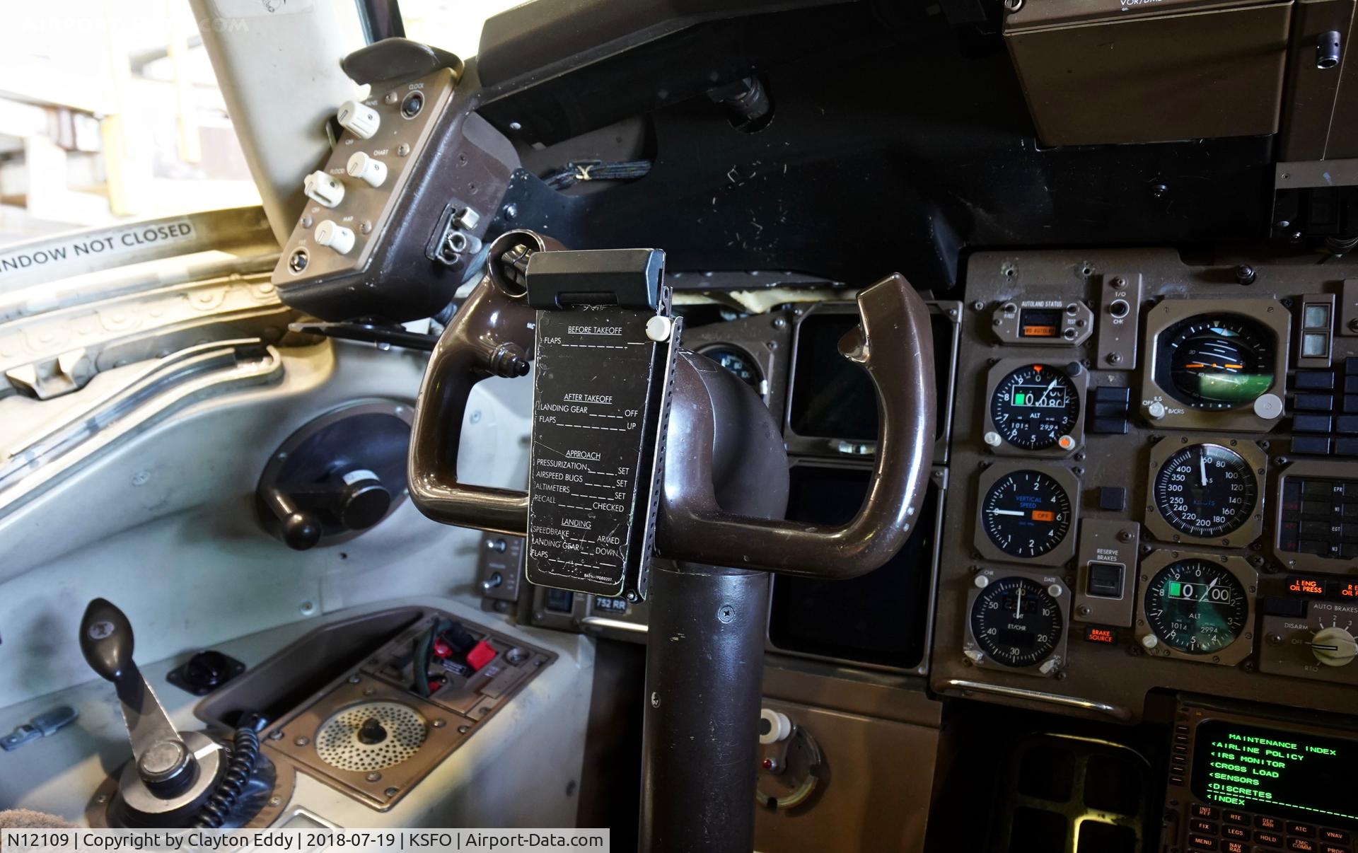 N12109, 1994 Boeing 757-224 C/N 27299, SFO 2018.